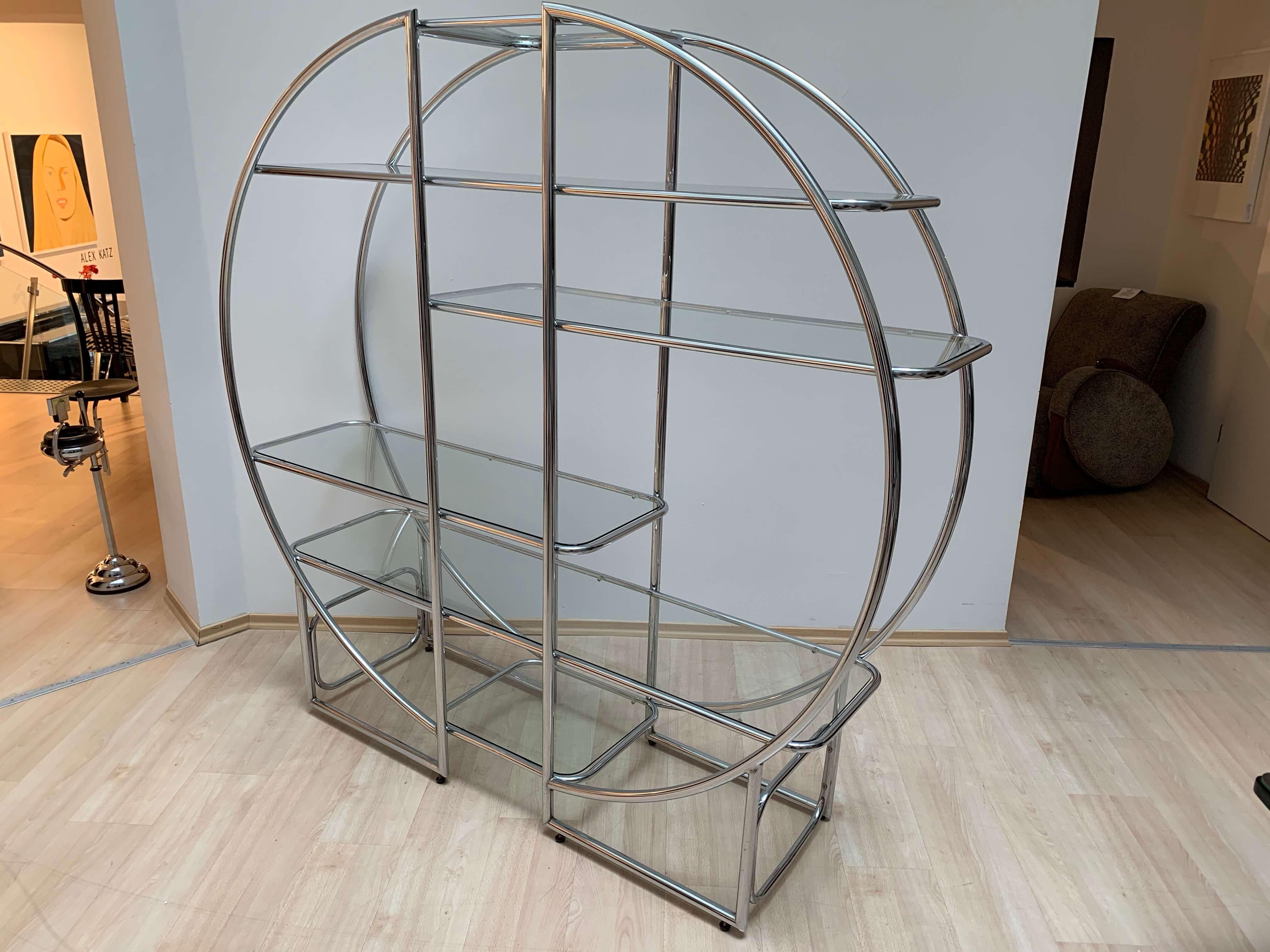 Bauhaus Style Shelf, Chrome-Plated Steeltubes and Glass, Germany, 1950s In Good Condition In Regensburg, DE