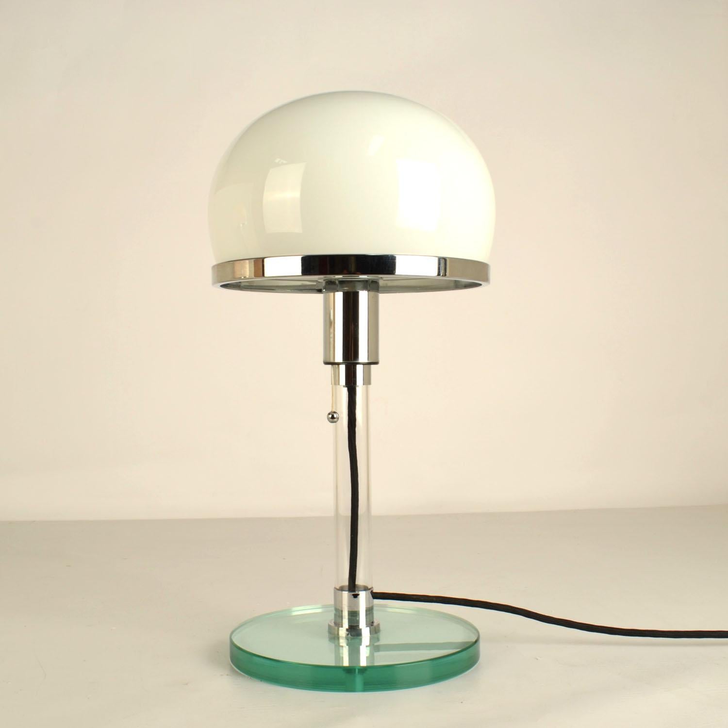 Bauhaus style Table Lamp designed by Wilhelm Wagenfeld For Sale 3