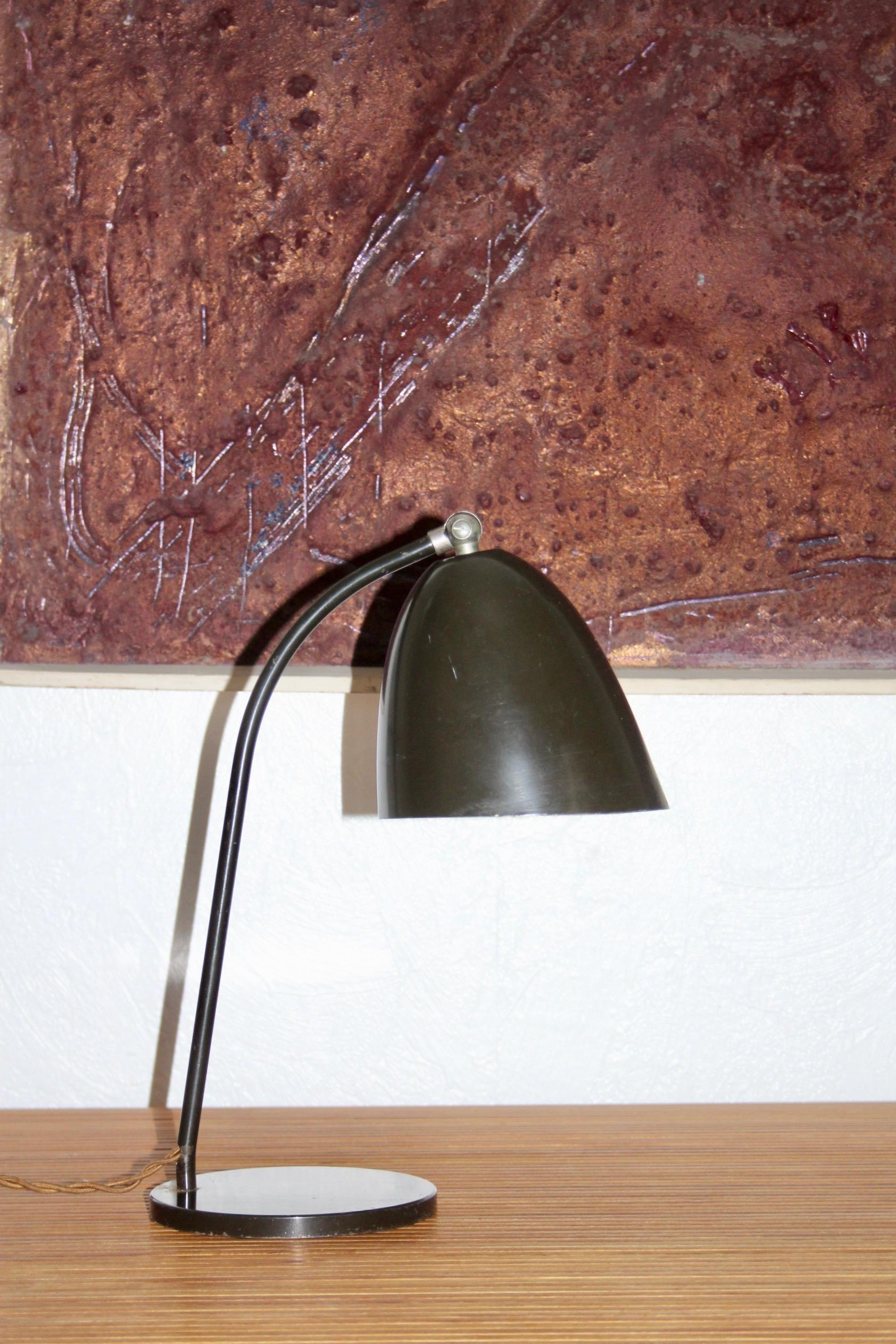 European Bauhaus style table lamp For Sale