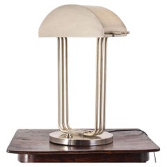 Lampe de table de style Bauhaus