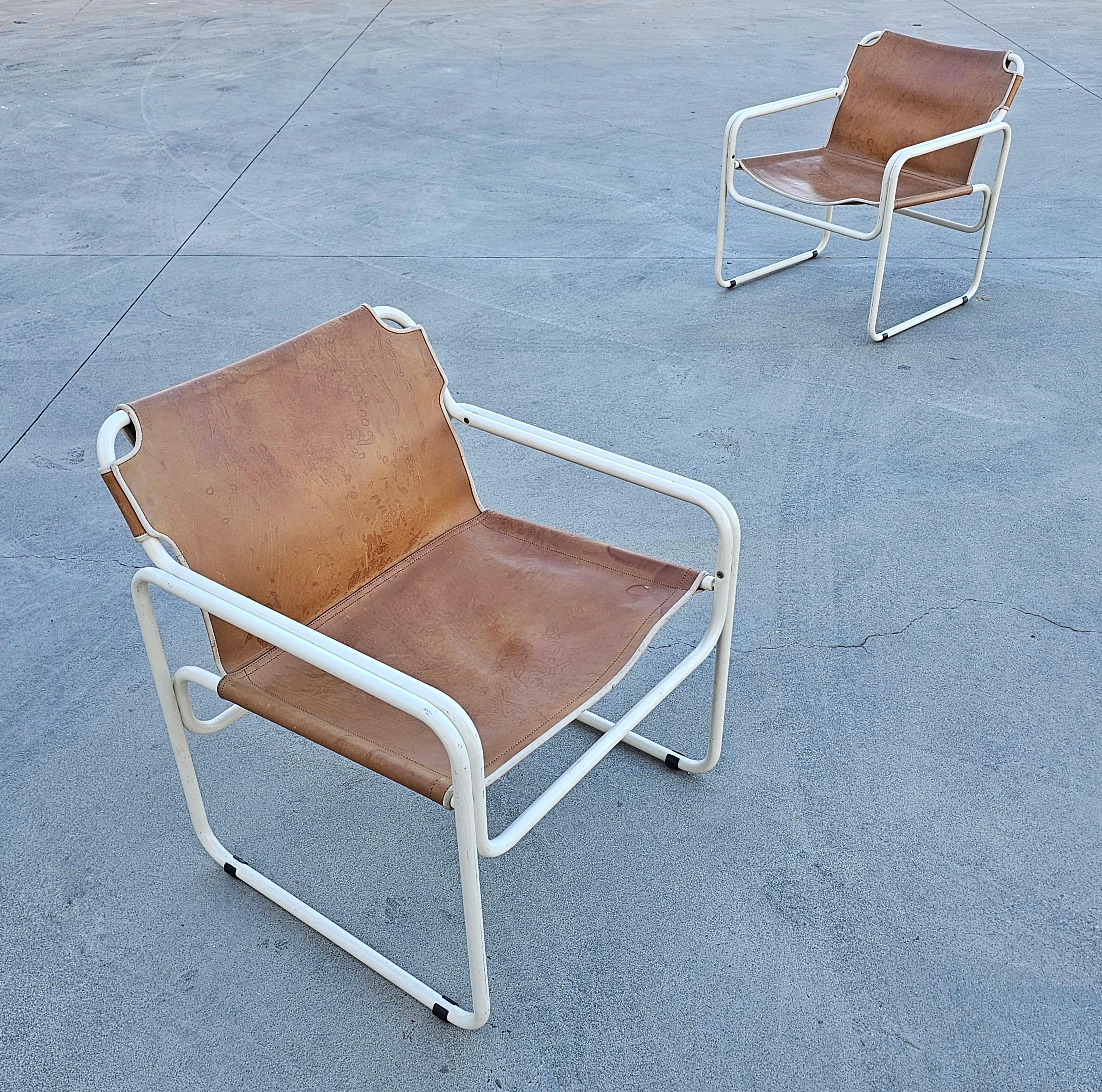 Easy Chairs aus röhrenförmigem Bauhaus-Stil aus cognacfarbenem Leder von Jox Interni, 1970er Jahre (Stahl) im Angebot