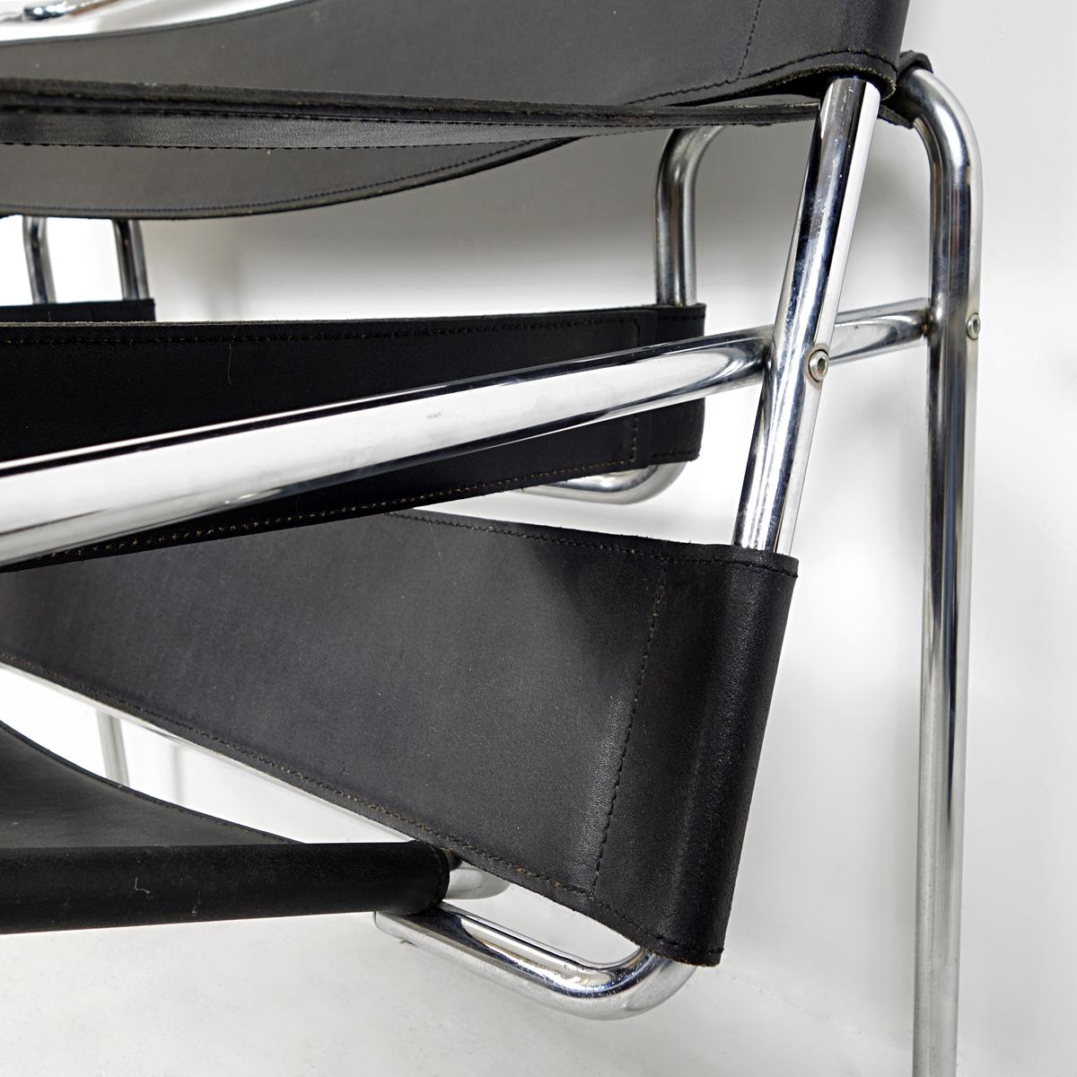 Bauhaus Style Wassily Chair by Marcel Breuer for Knoll International For Sale 5