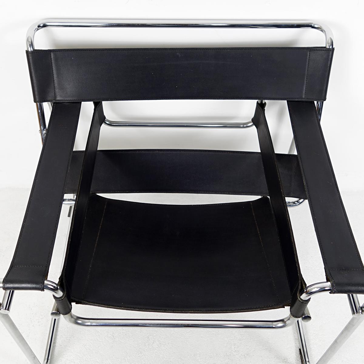 Bauhaus Style Wassily Chair by Marcel Breuer for Knoll International For Sale 3