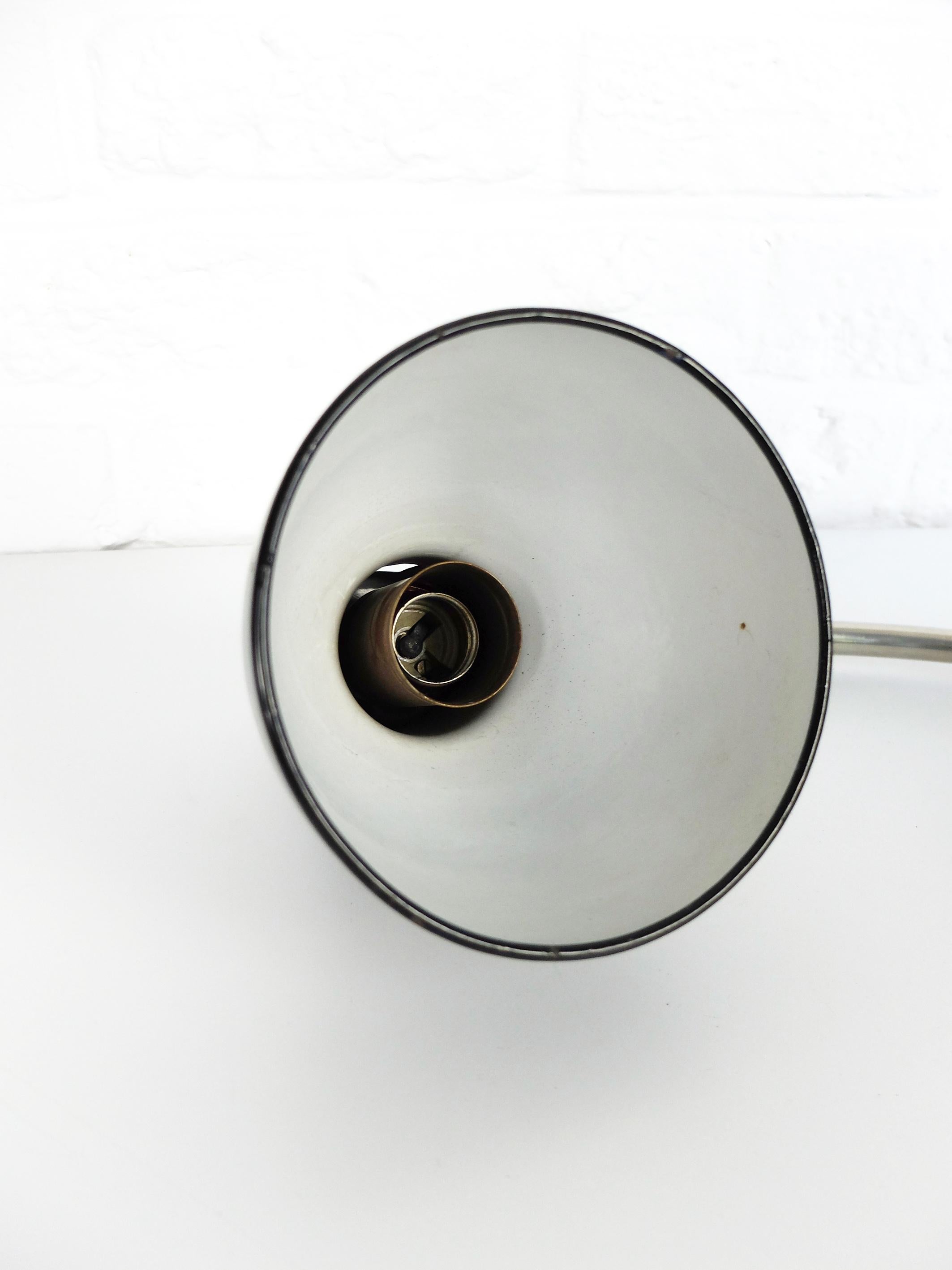 Bauhaus style Zirax table lamp by Schneider & Co, Germany, circa 1930s For Sale 5