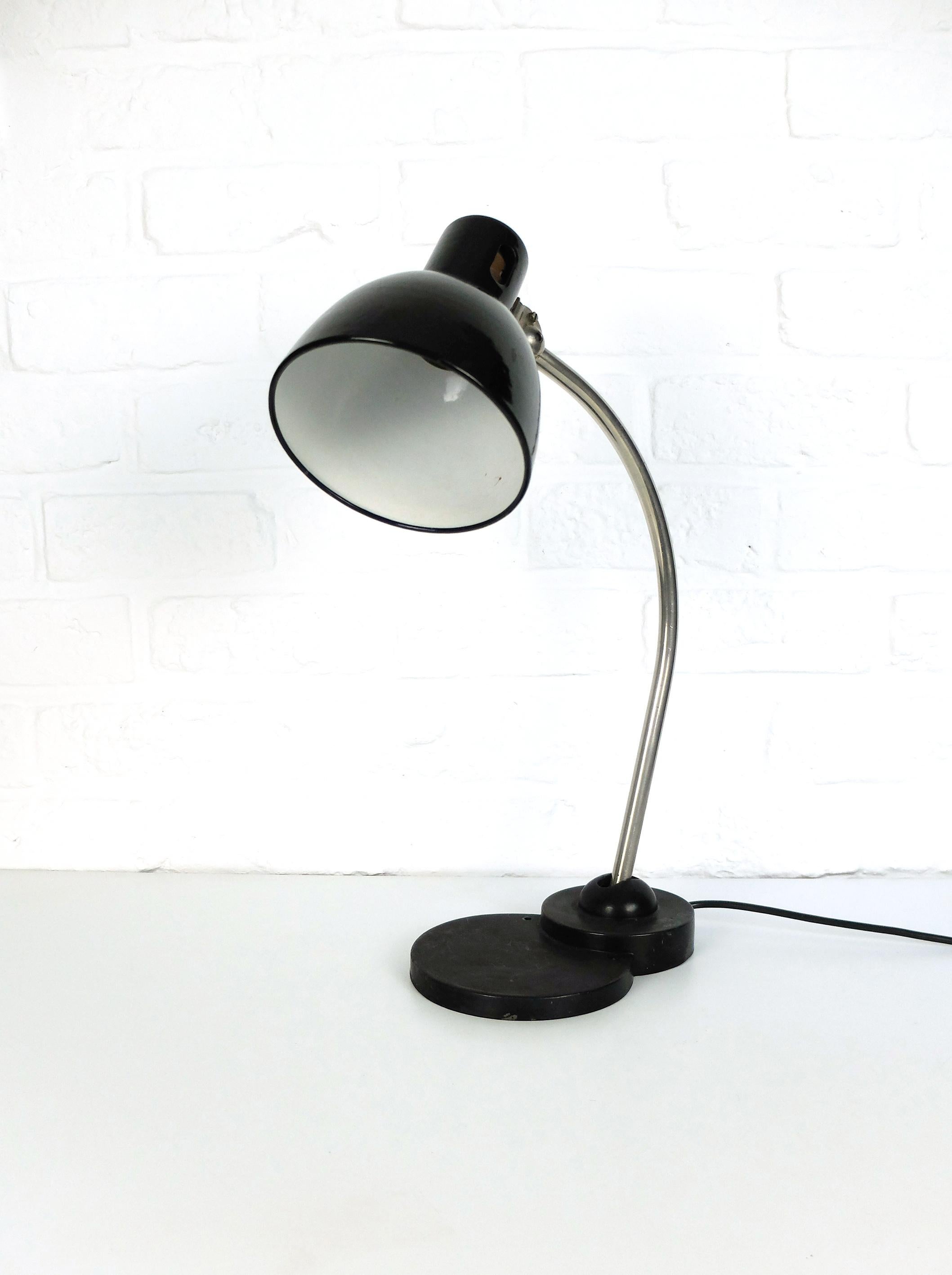 Bauhaus style Zirax table lamp by Schneider & Co, Germany, circa 1930s In Good Condition For Sale In Vorst, BE