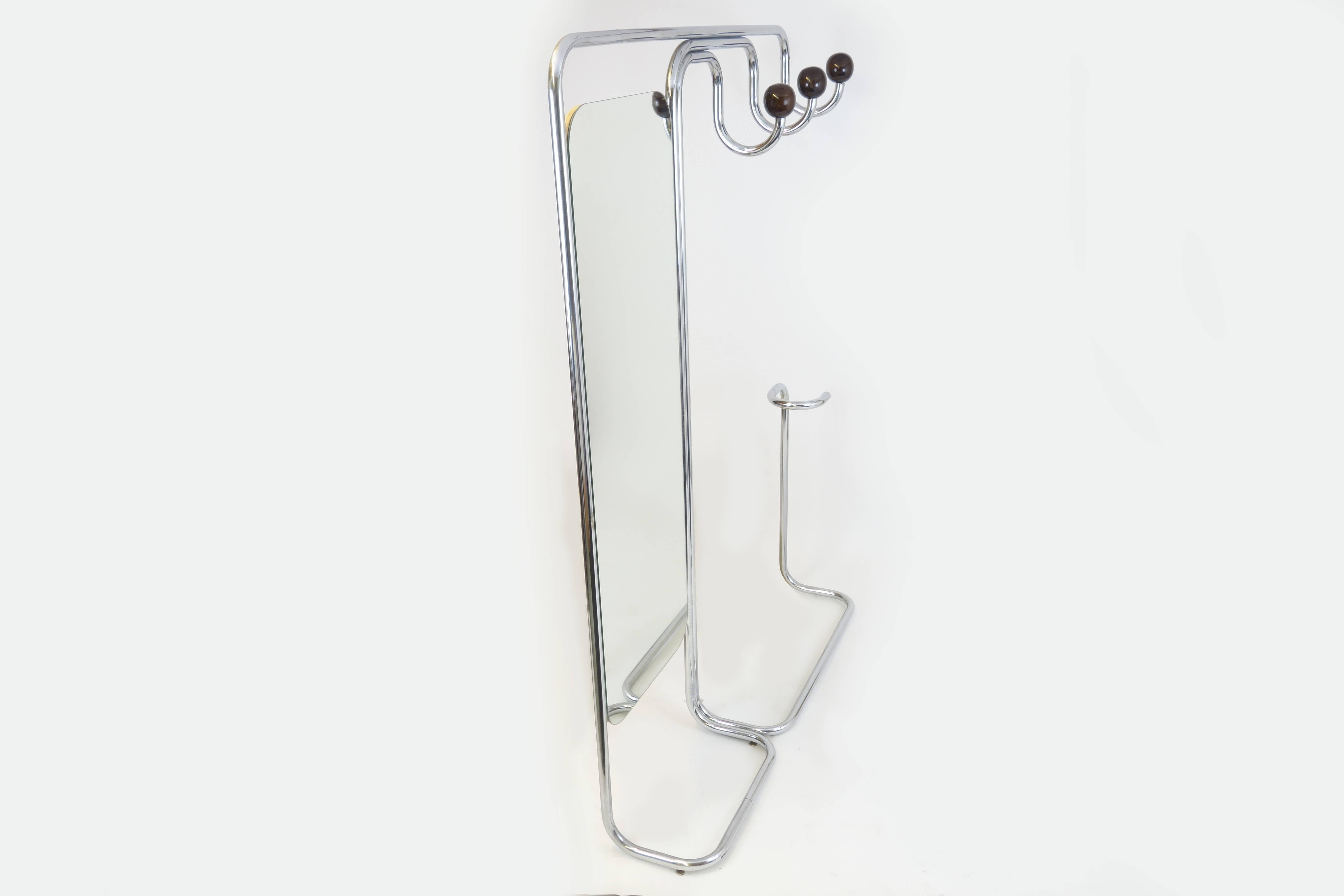 Porte-manteaux de style Bauhaus en bois de hêtre aciertube miroir de style Art déco Bon état - En vente à Vienna, AT
