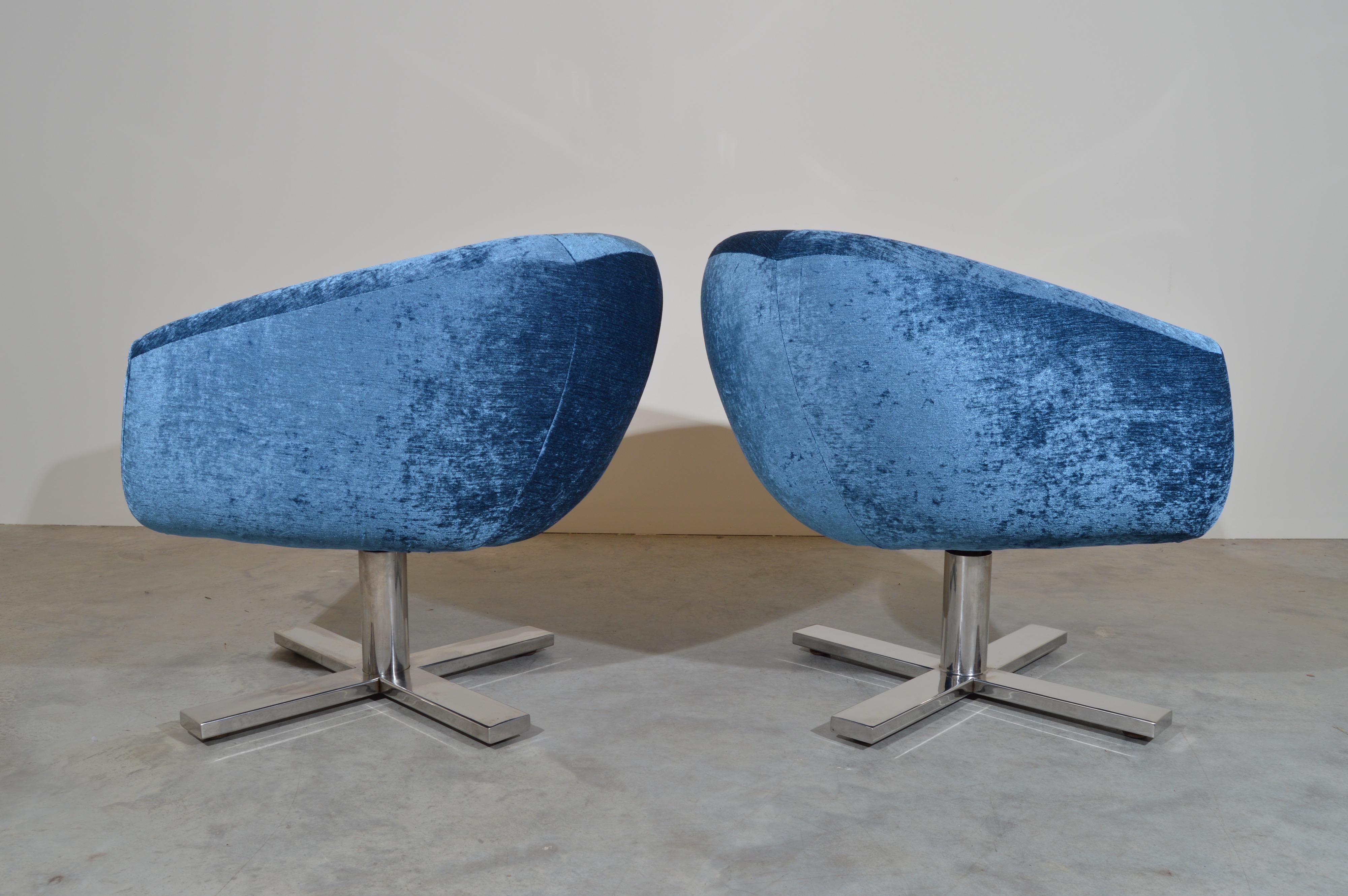 Mid-20th Century Overman Style Swiveling Pod Chairs by Edward Axel Roffman, New York, Circa 1960