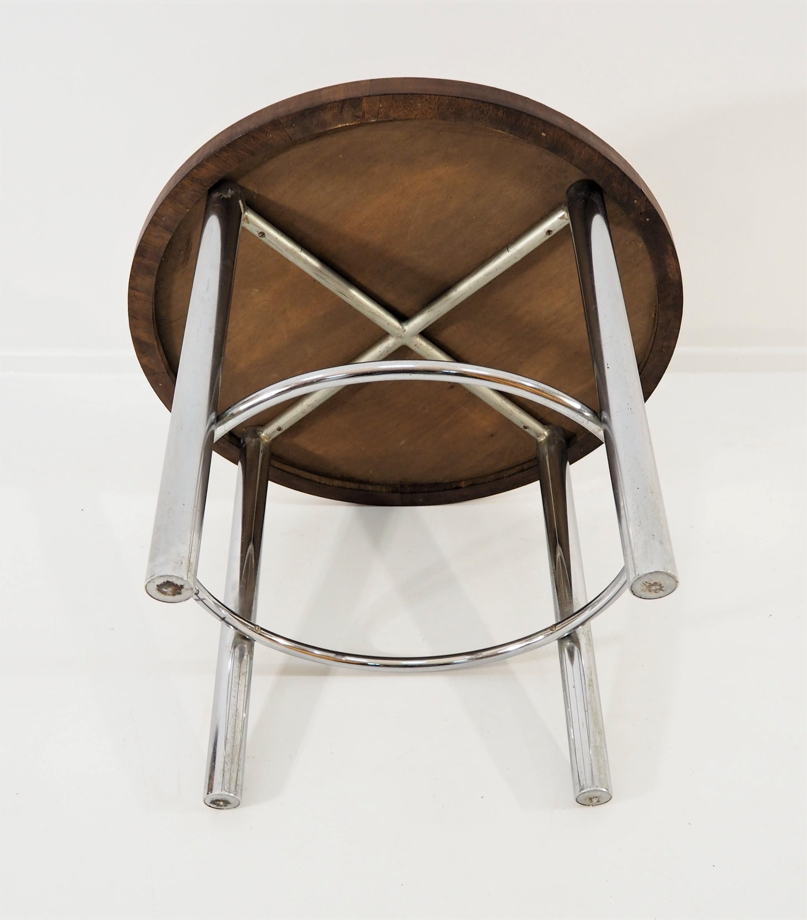 Bauhaus table by Robert Slezak, 1930s. Dimensions: height 65cm, length 80cm, width 80cm. For renovation.
 
