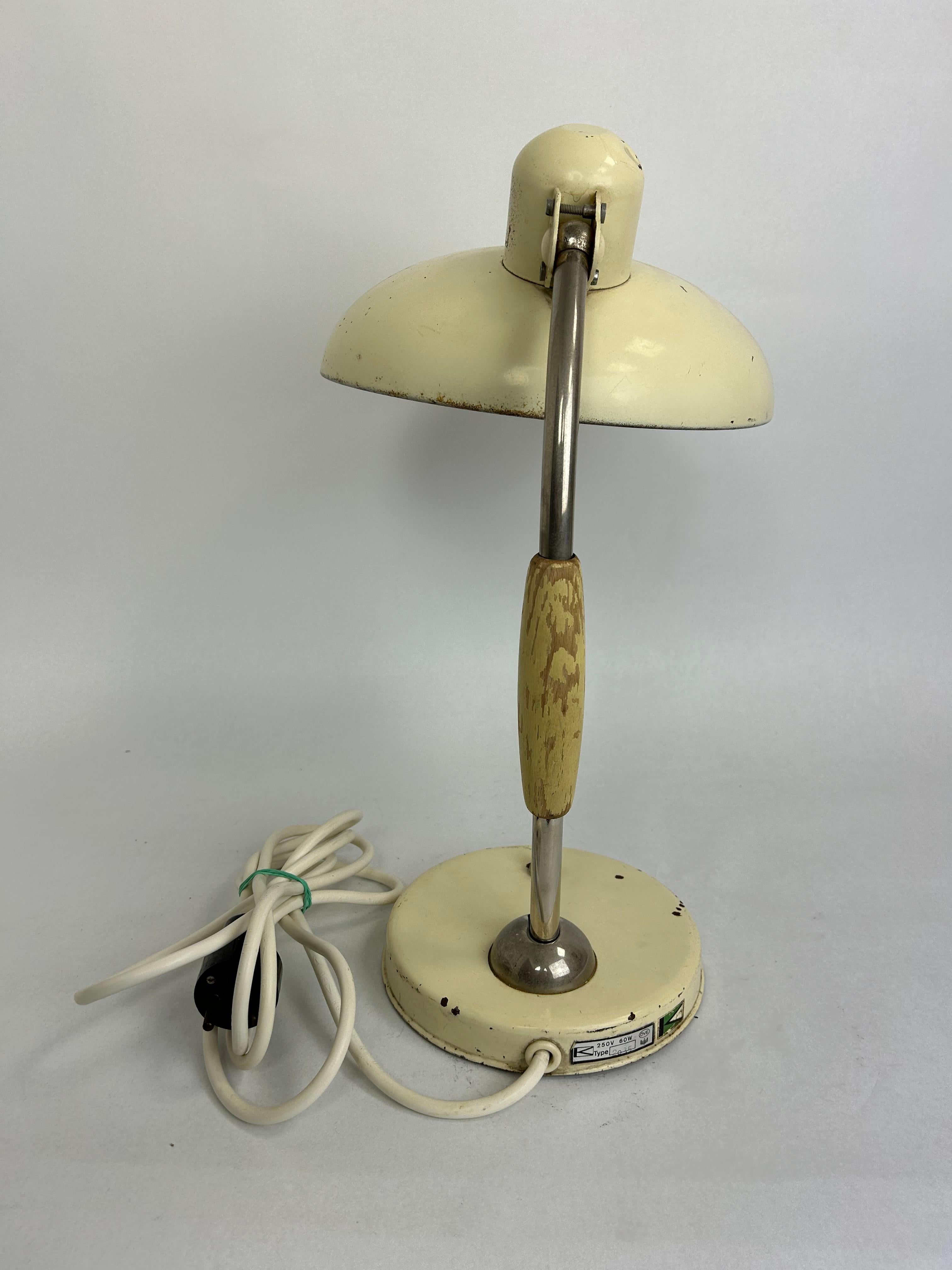 Bauhaus table lamp by Christian Dell for Koranda OVE Austria For Sale 3