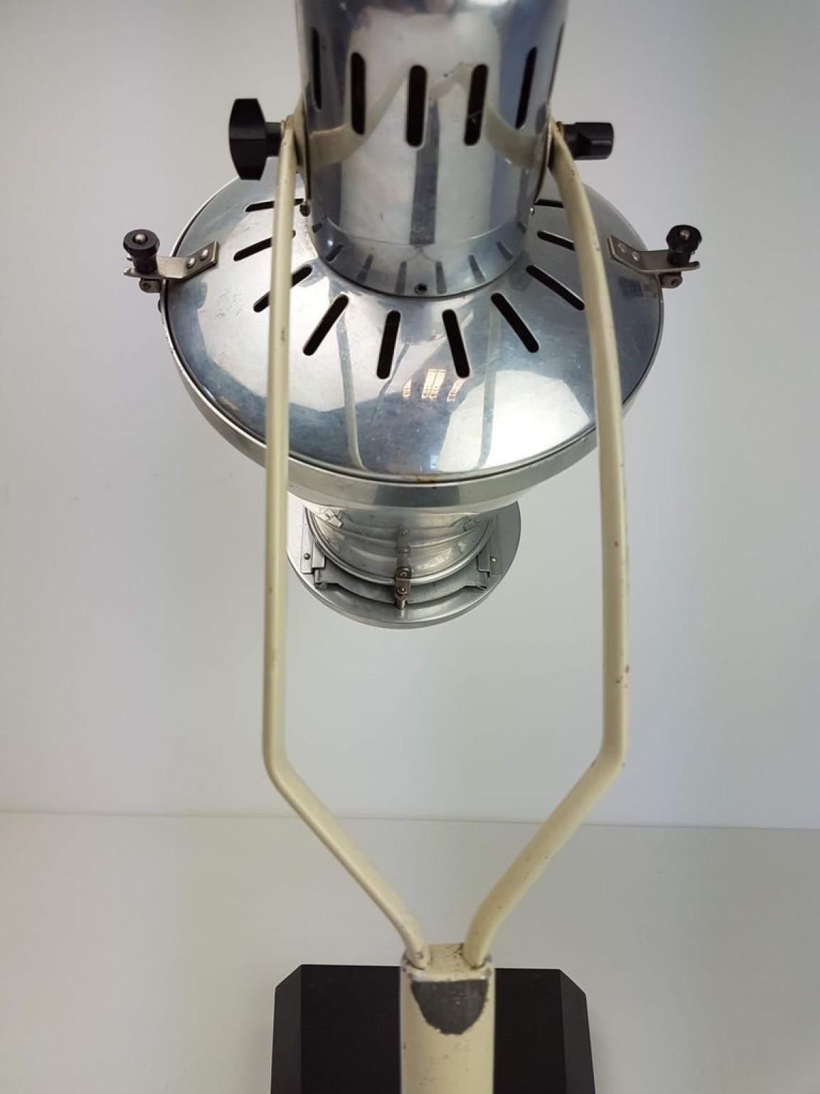 Bauhaus-Tischlampe von Hanau, um 1940 im Angebot 4