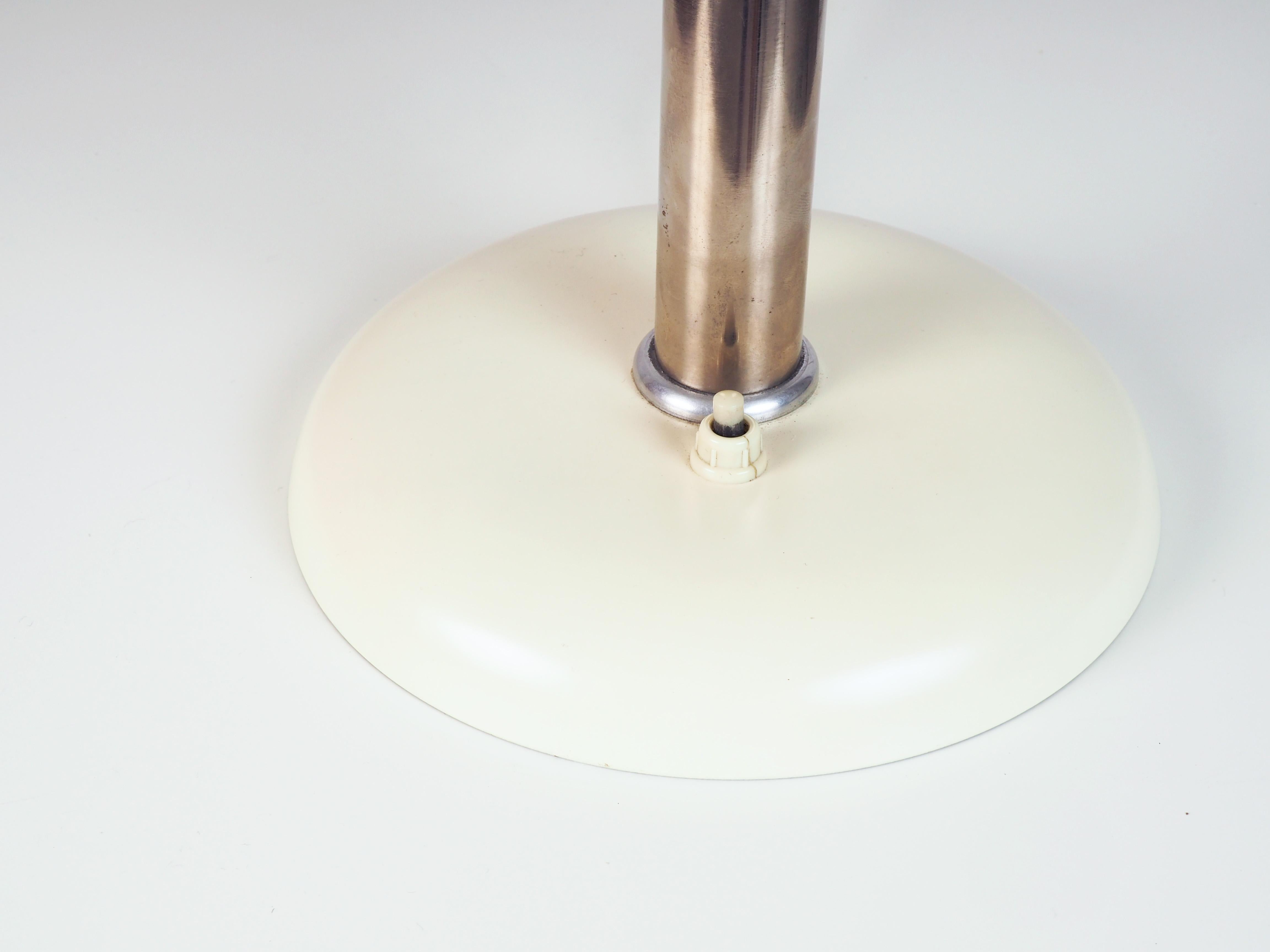 Tedesco Lampada da tavolo Bauhaus disegnata da Max Schumacher in vendita