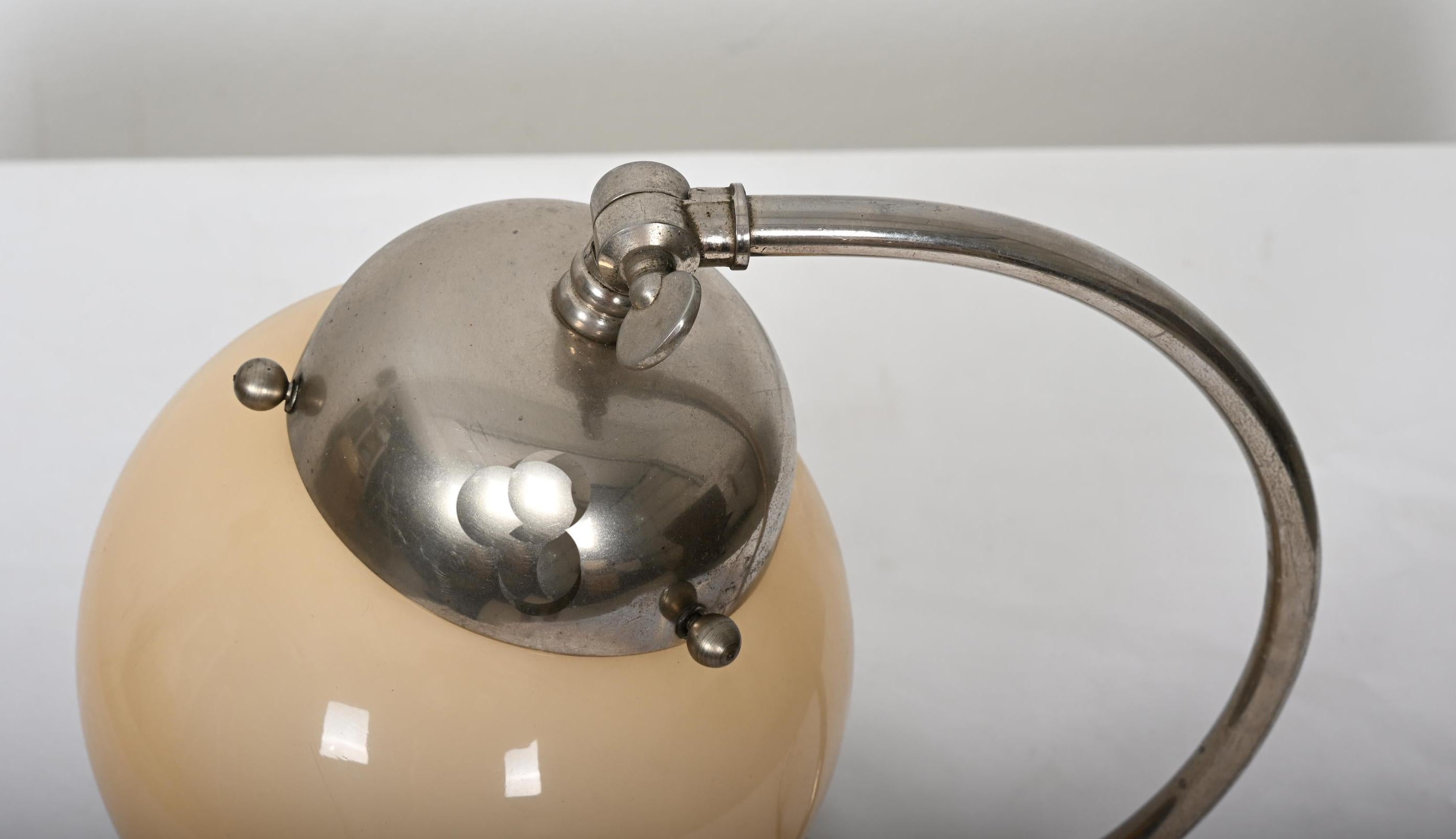 Bauhaus Table Lamp In Fair Condition For Sale In Vienna, AT
