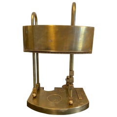 Lampe de table Bauhaus:: fabriquée en Allemagne:: vers 1925