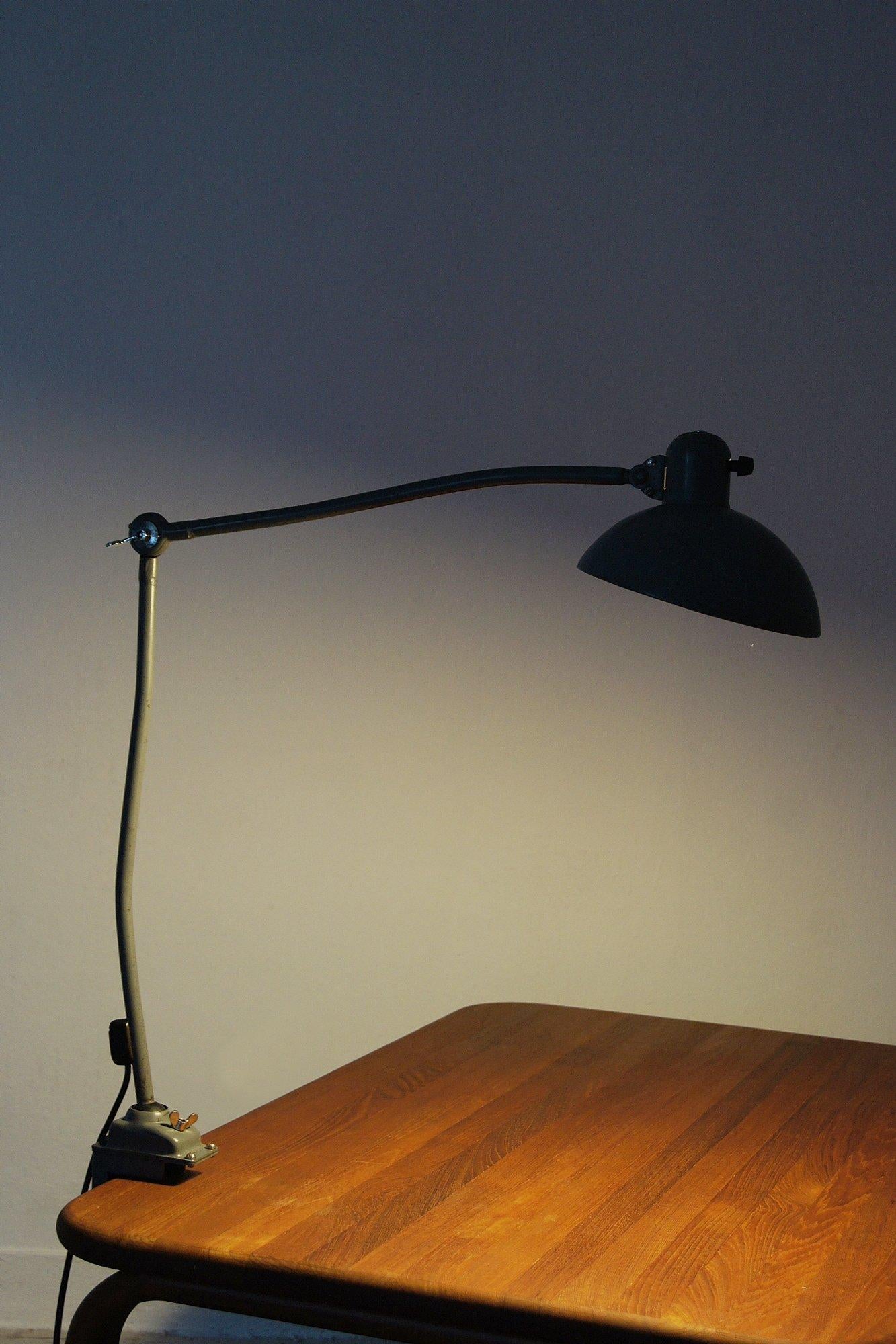Bauhaus Table Lamp Model 6726 by Christian Dell Kaiser Idell / Kaiser Leuchten For Sale 4