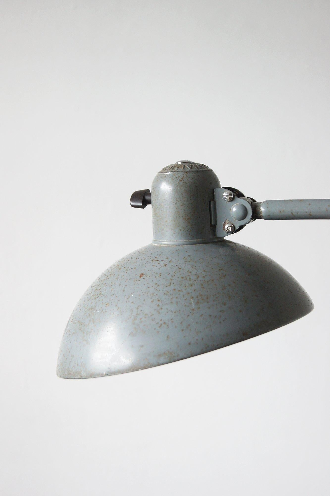 Bauhaus Table Lamp Model 6726 by Christian Dell Kaiser Idell / Kaiser Leuchten In Good Condition For Sale In KUTNO, PL