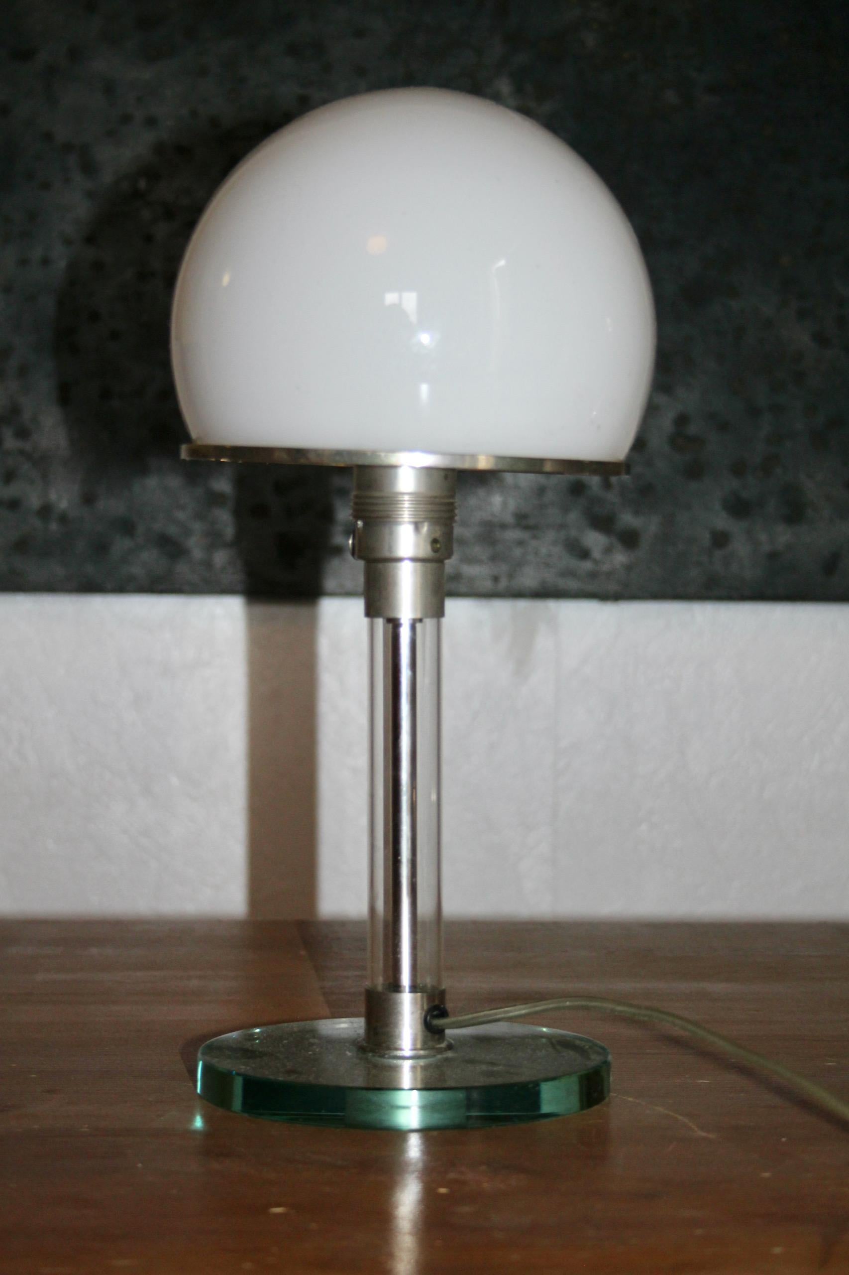Bauhaus table lamp WG 24 by Prof. Wilhelm Wagenfeld Bon état - En vente à grand Lancy, CH