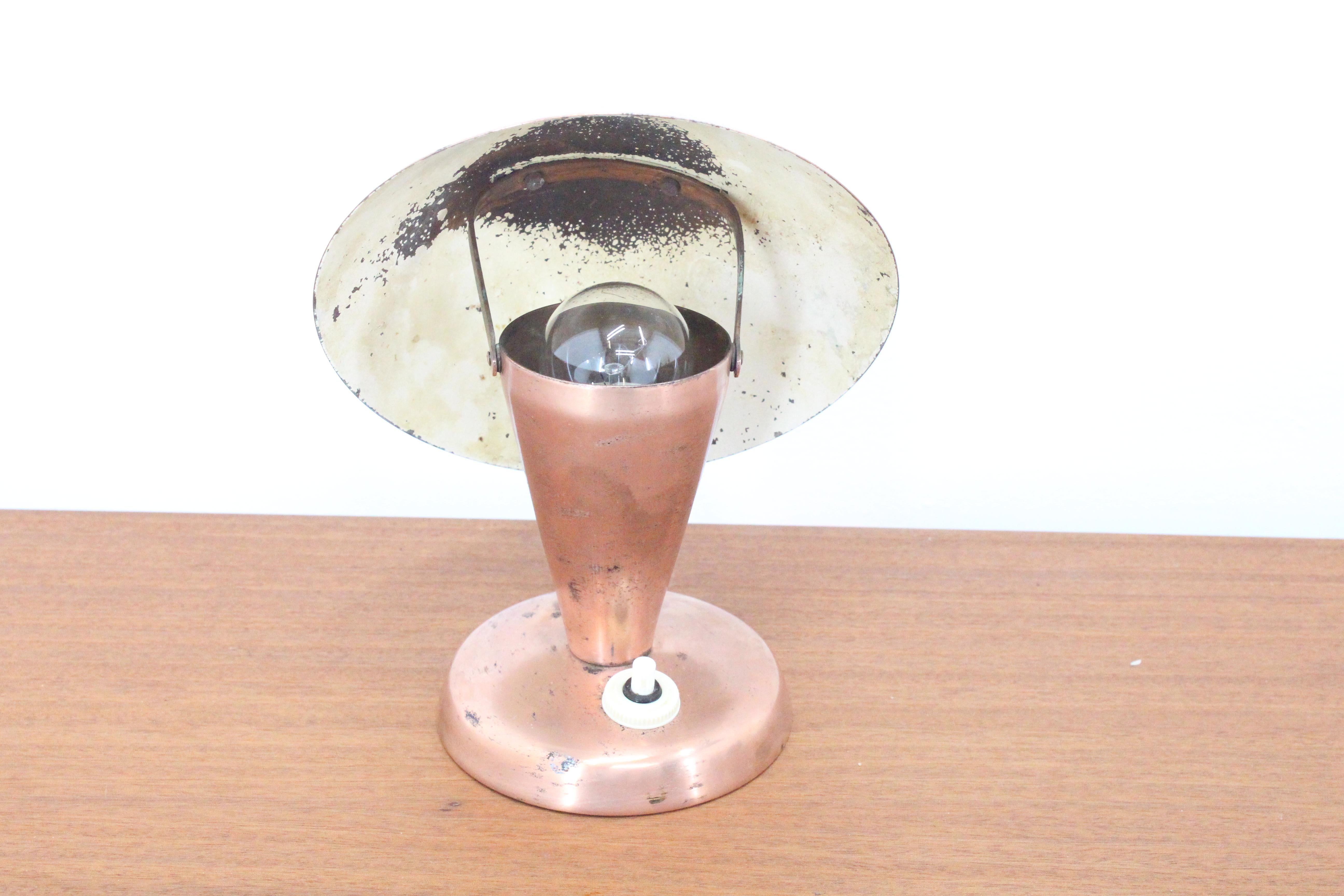 Milieu du XXe siècle Lampe de table Bauhaus avec abat-jour flexible:: années 1930 en vente