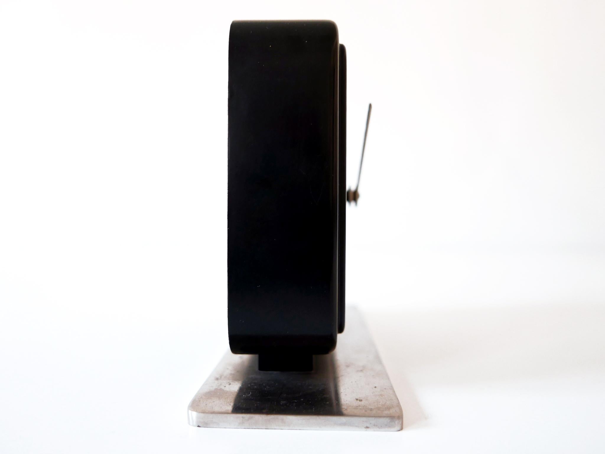 Bauhaus Table or Desk Clock by Marianne Brandt for Ruppelwerk Gotha Germany 1932 In Good Condition For Sale In Munich, DE