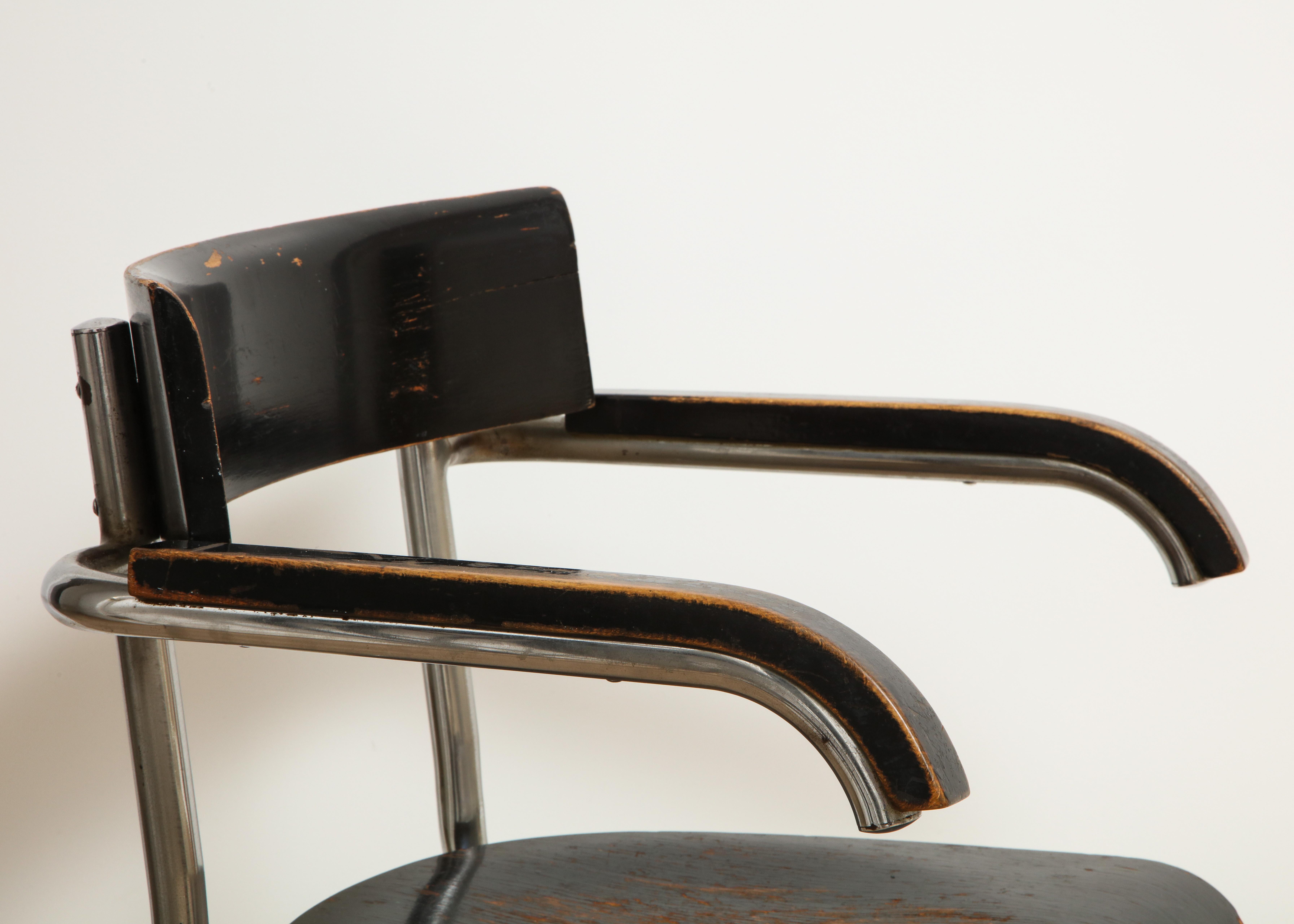 Bauhaus-Sessel aus verchromtem Stahlrohr und Buche von Mart Stam für Thonet (Deutsch) im Angebot