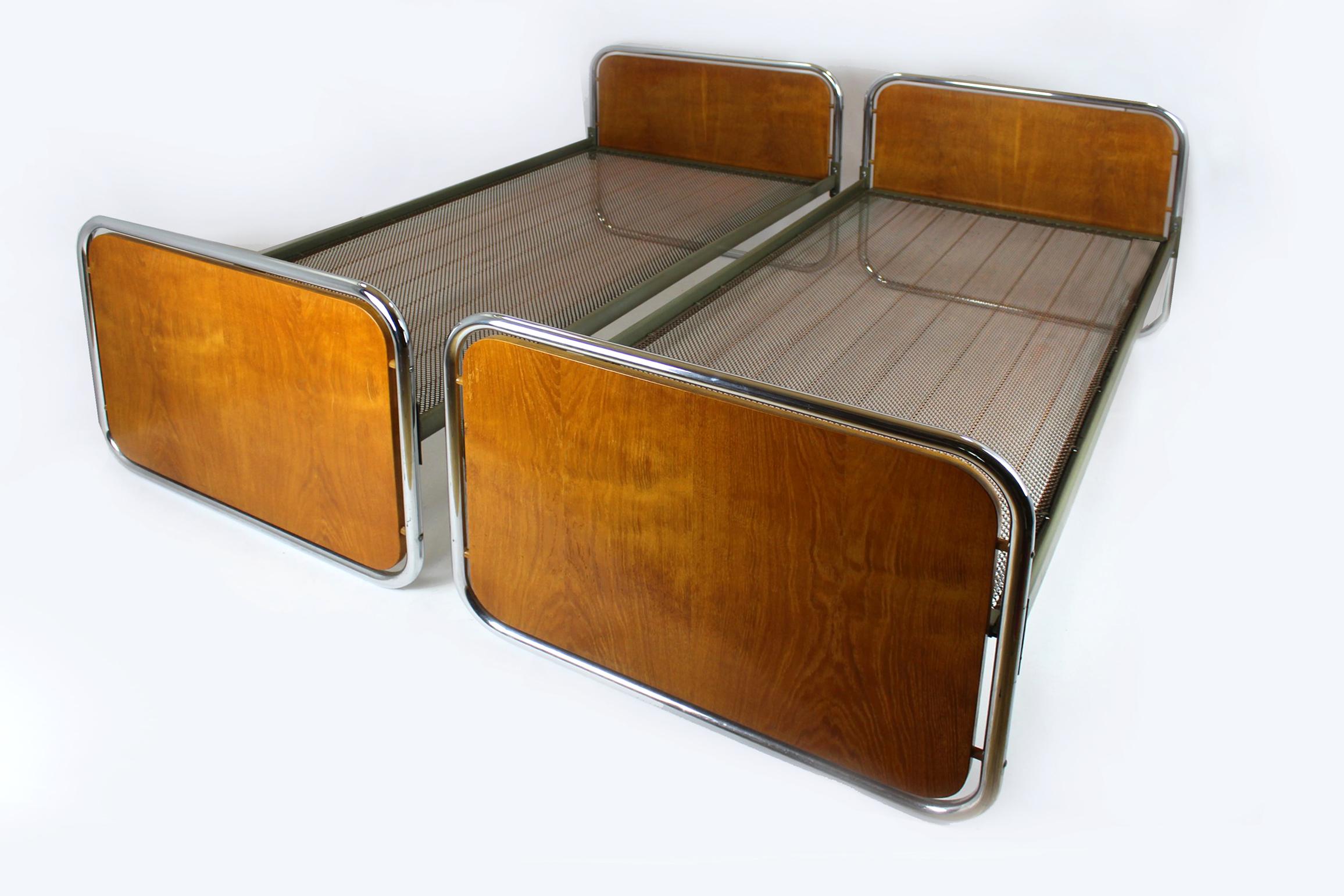 Bauhaus Stahlrohr-Betten, 2er-Set, 1940er-Jahre (20. Jahrhundert) im Angebot