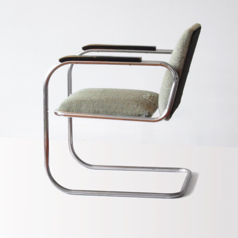 Bauhaus, Tubular Steel Cantilever Chairs Pair, Mauser Werke, Germany, circa 1932 In Good Condition For Sale In Berlin, DE