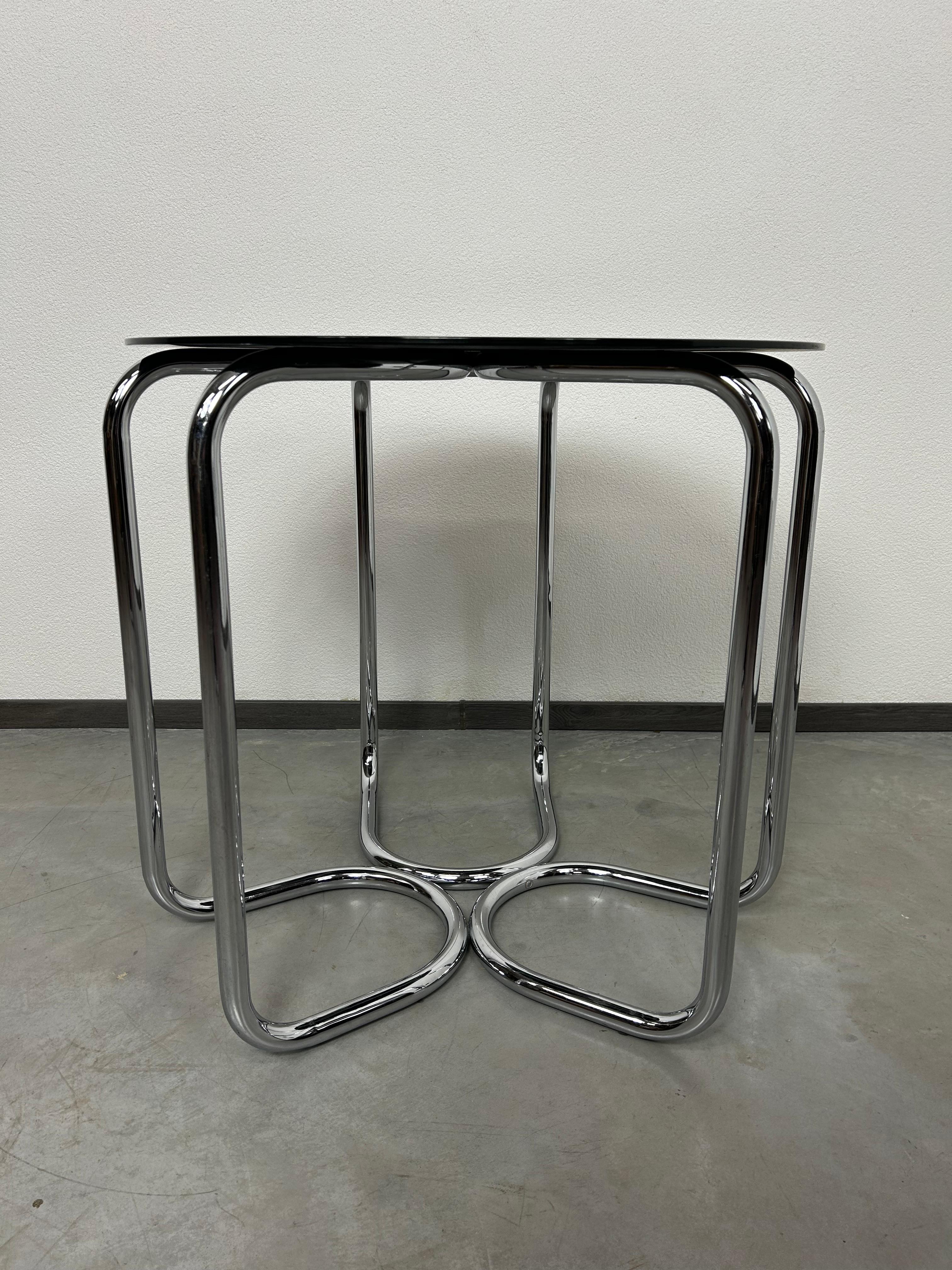 Bauhaus tubular steel coffee table In Excellent Condition For Sale In Banská Štiavnica, SK