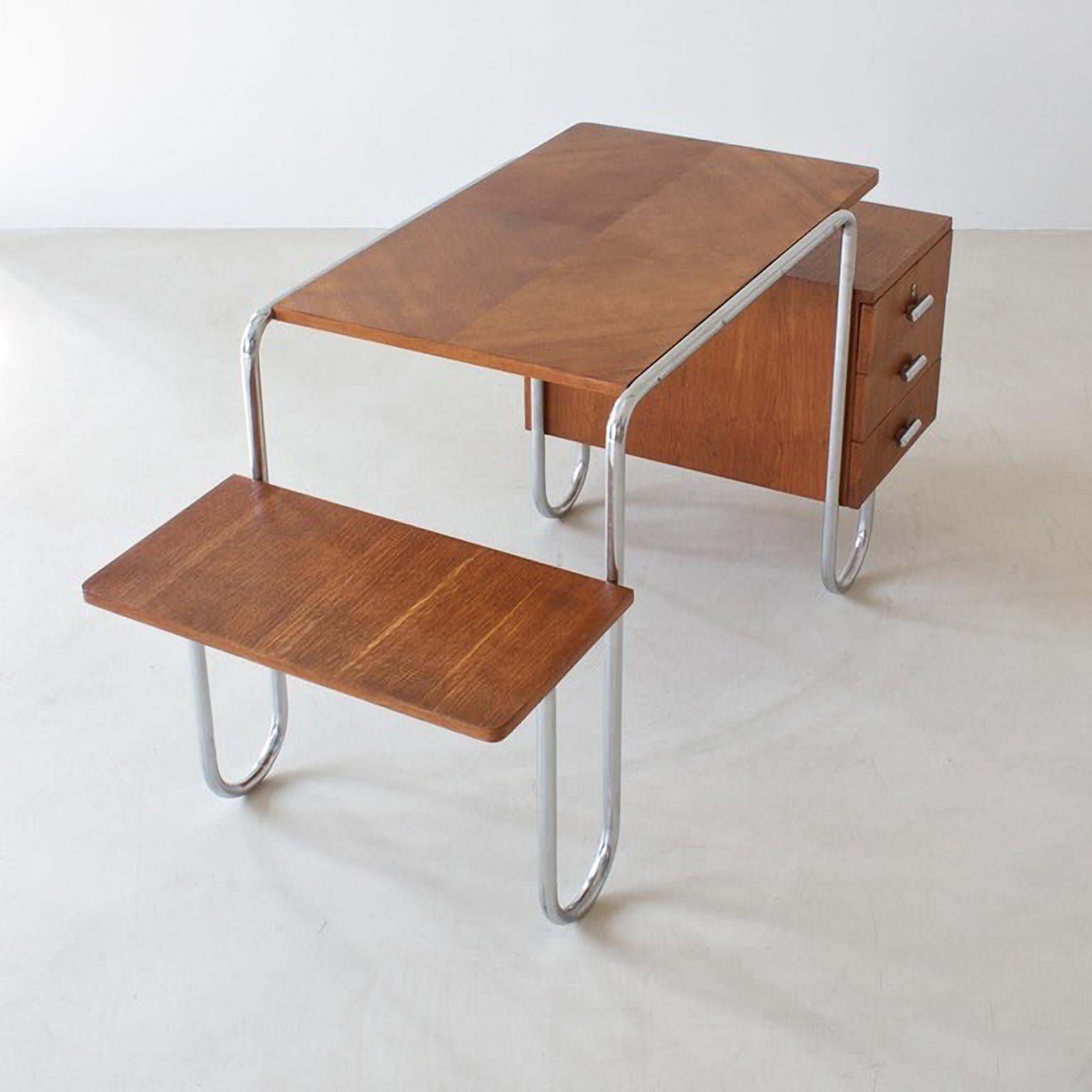 Bauhaus-Schreibtisch aus Stahlrohr von André Lurçat, hergestellt von Thonet, um 1935 (Furnier) im Angebot