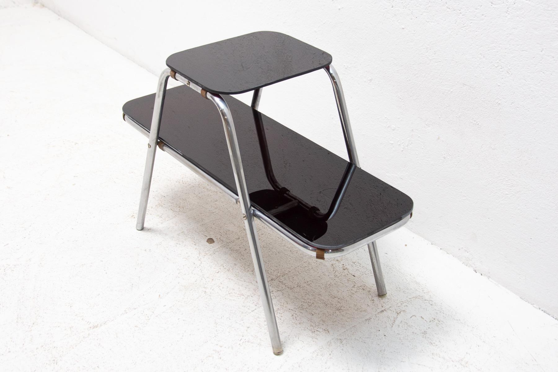 Plated Bauhaus Tubular Steel Flower Stand, 1930´s, Central Europe For Sale