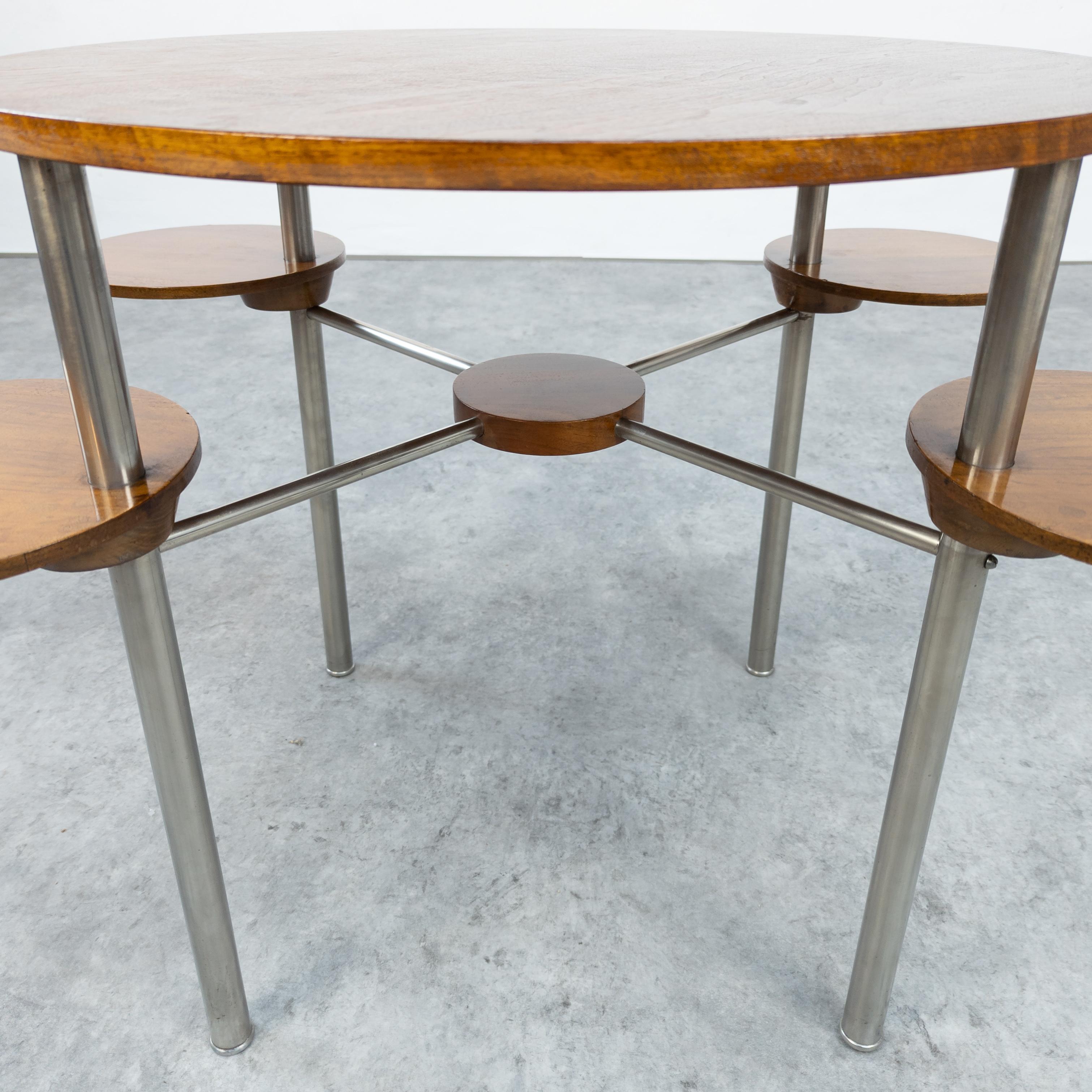 Bauhaus-Spieltisch aus Stahlrohr von Jindřich Halabala  im Angebot 3