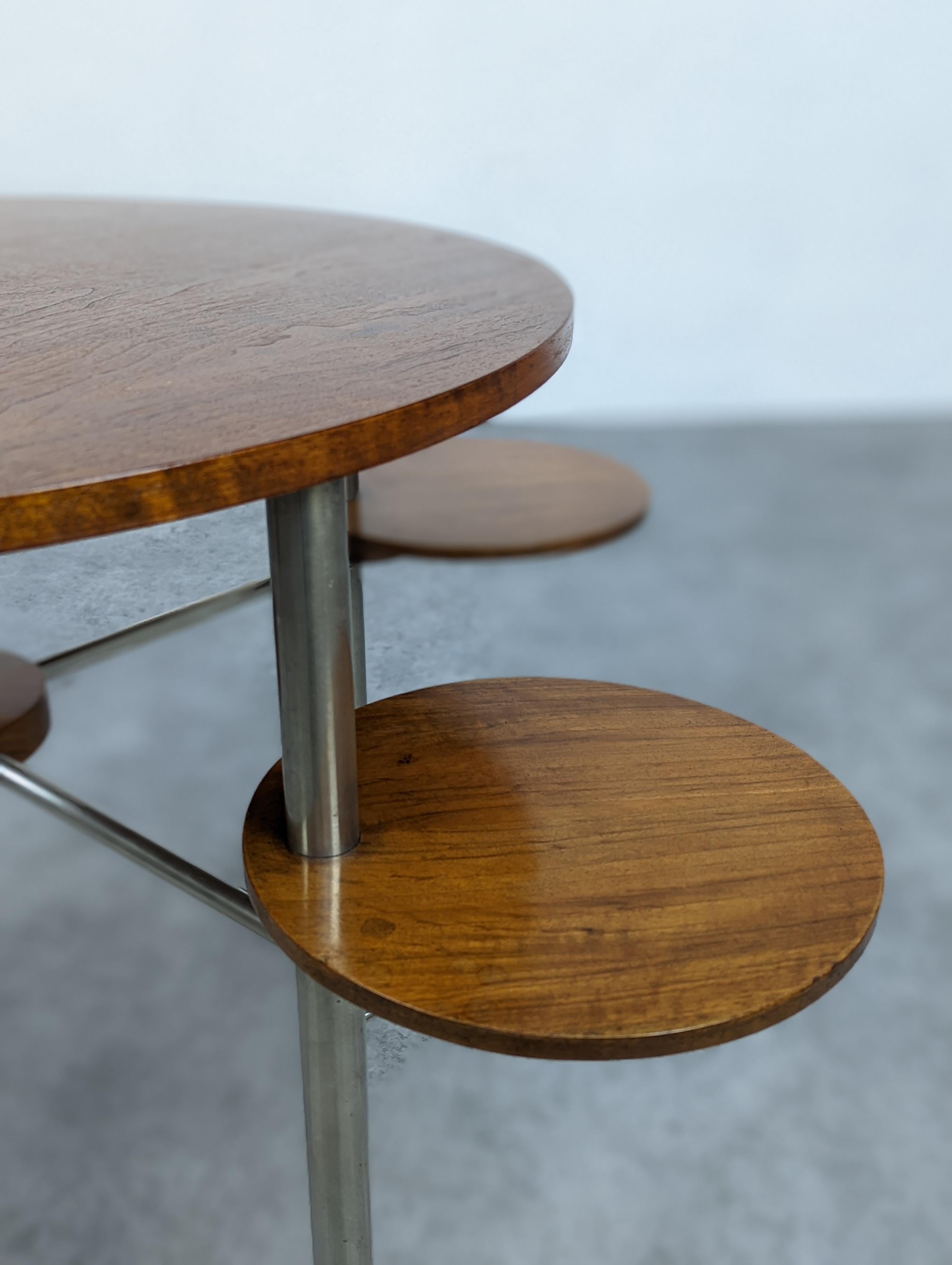 Bauhaus-Spieltisch aus Stahlrohr von Jindřich Halabala  im Angebot 4