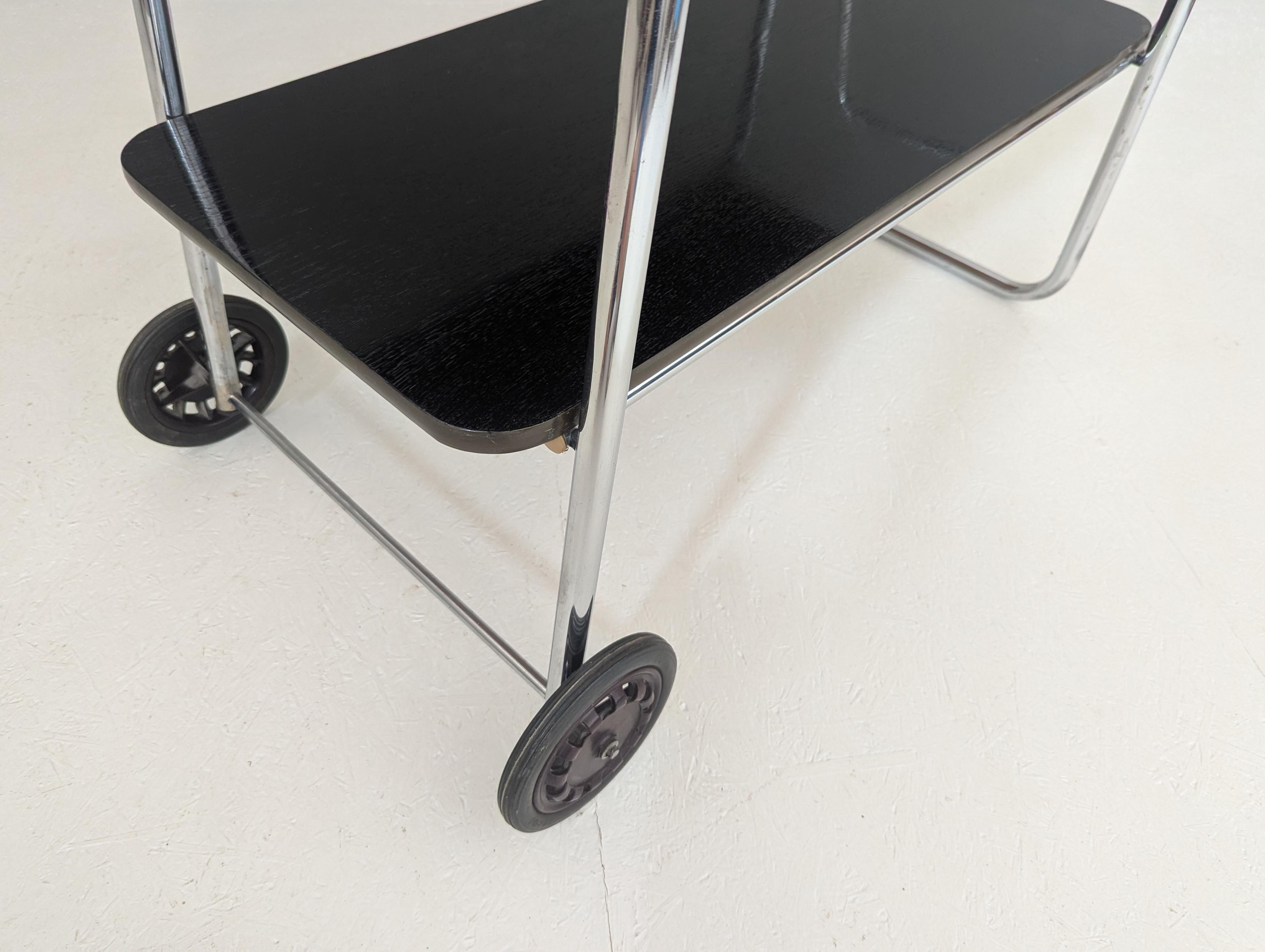 Chariot de service en acier tubulaire Bauhaus par Robert Steele, années 1930 en vente 1