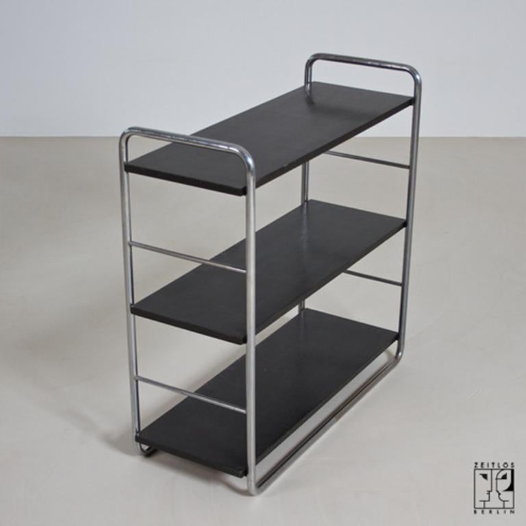 German Bauhaus tubular steel shelf designed by Marcel Breuer For Sale