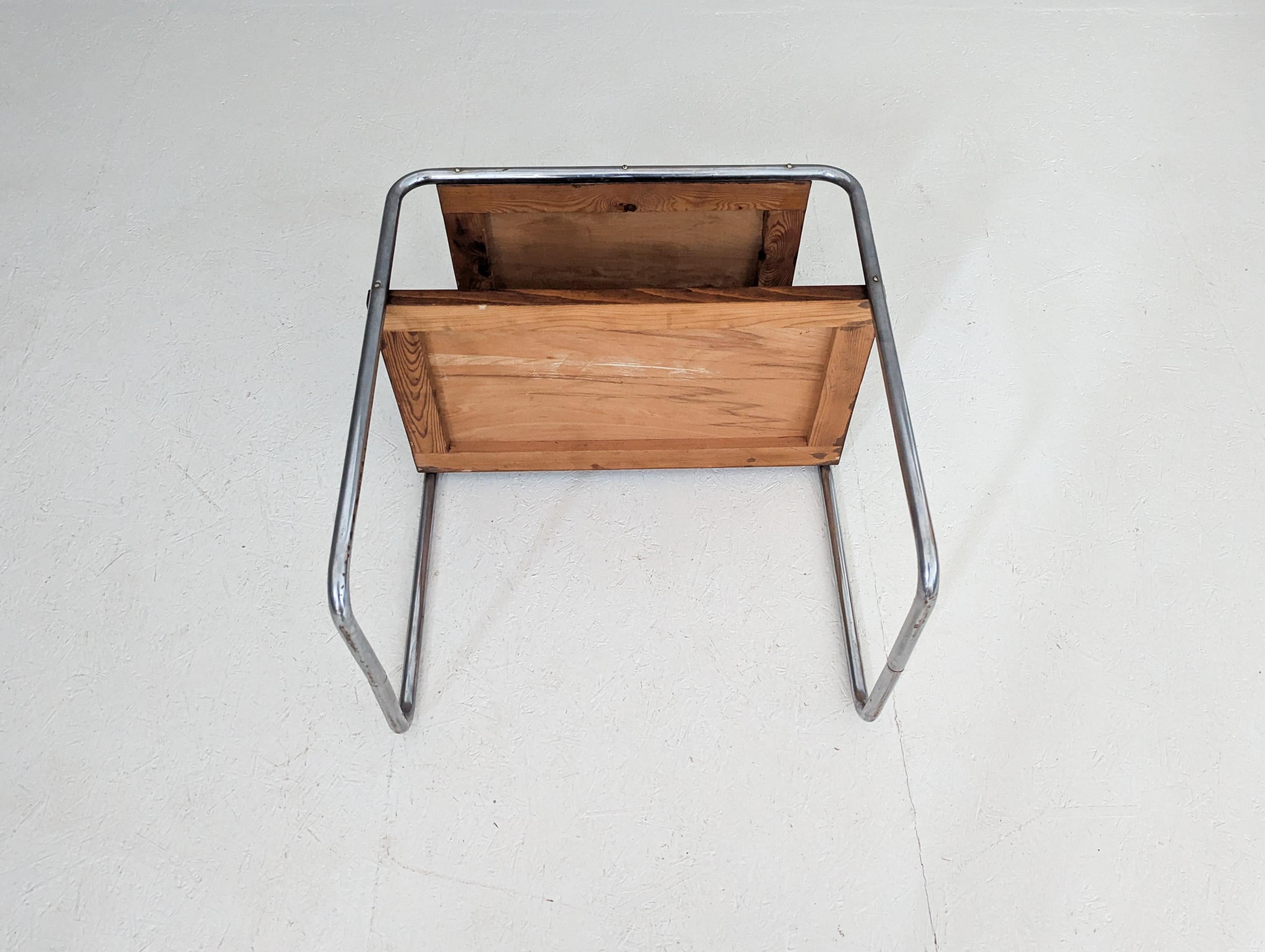 Table d'appoint en tube d'acier Bauhaus, modèle B 12, par Marcel Breuer, années 1930. en vente 8
