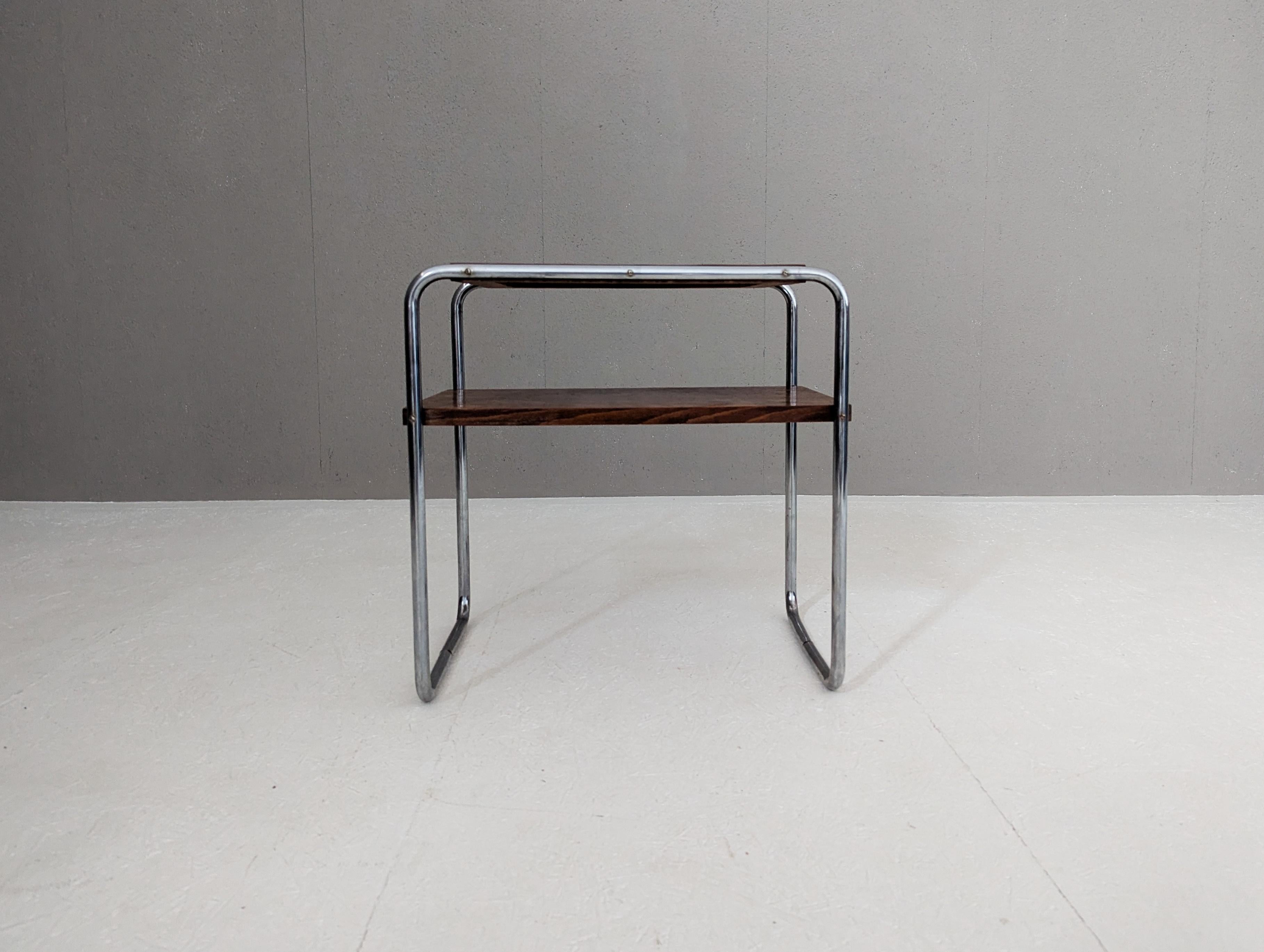 Table d'appoint en tube d'acier Bauhaus, modèle B 12, par Marcel Breuer, années 1930. en vente 1