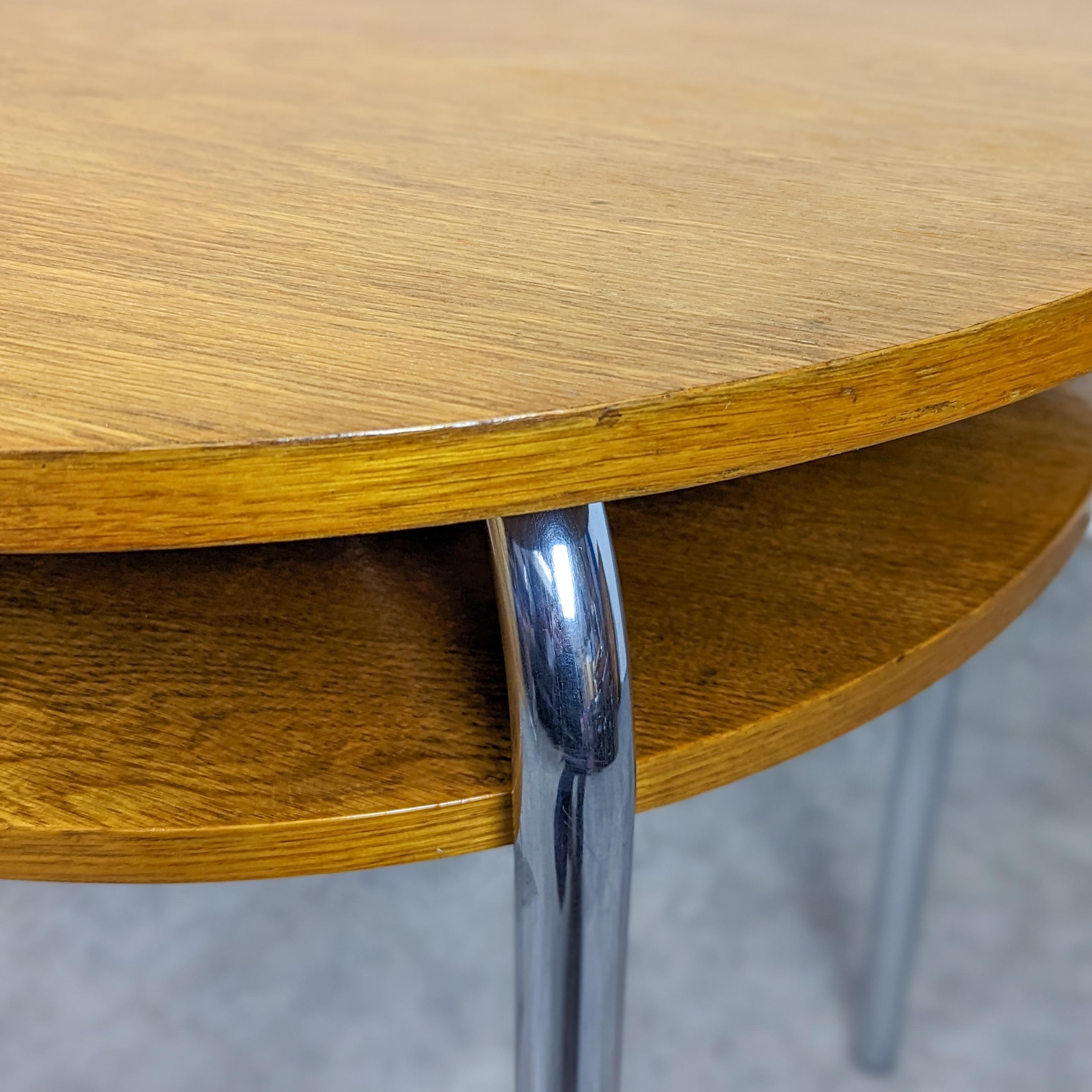 Bauhaus-Tisch aus Stahlrohr von Petr Vichr für Vichr a Spol im Angebot 1