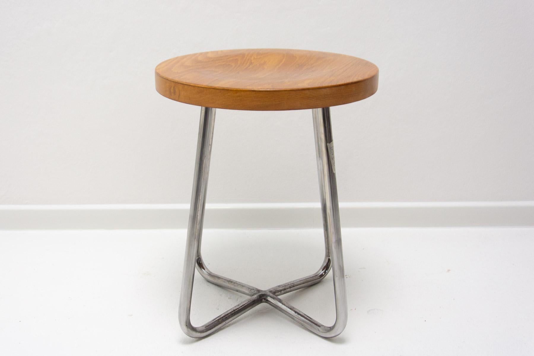 Tabouret tubulaire Bauhaus, Robert Slezák, années 1930, Tchécoslovaquie en vente 8