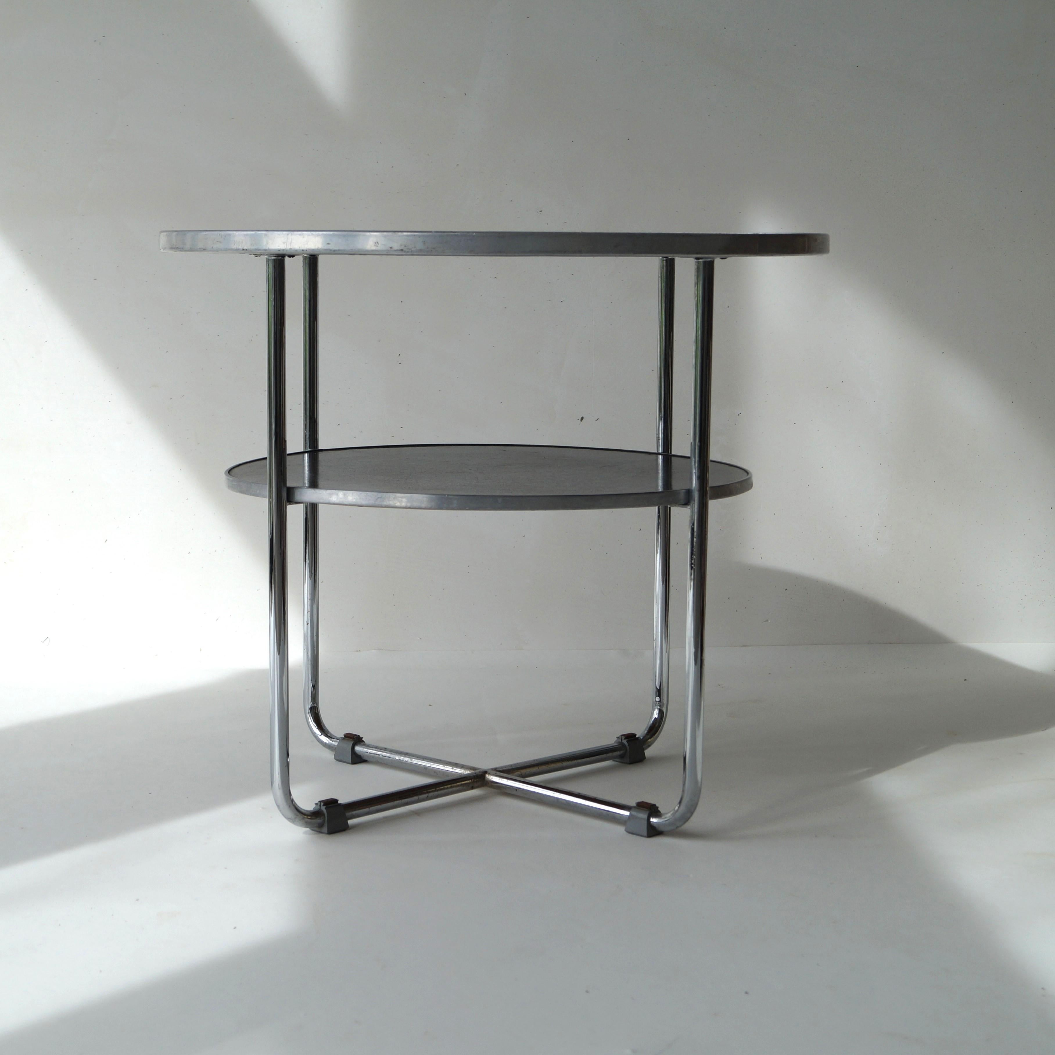 Bauhaus two tiered coffee table model 503, W.H.Gispen, 1930s For Sale 1