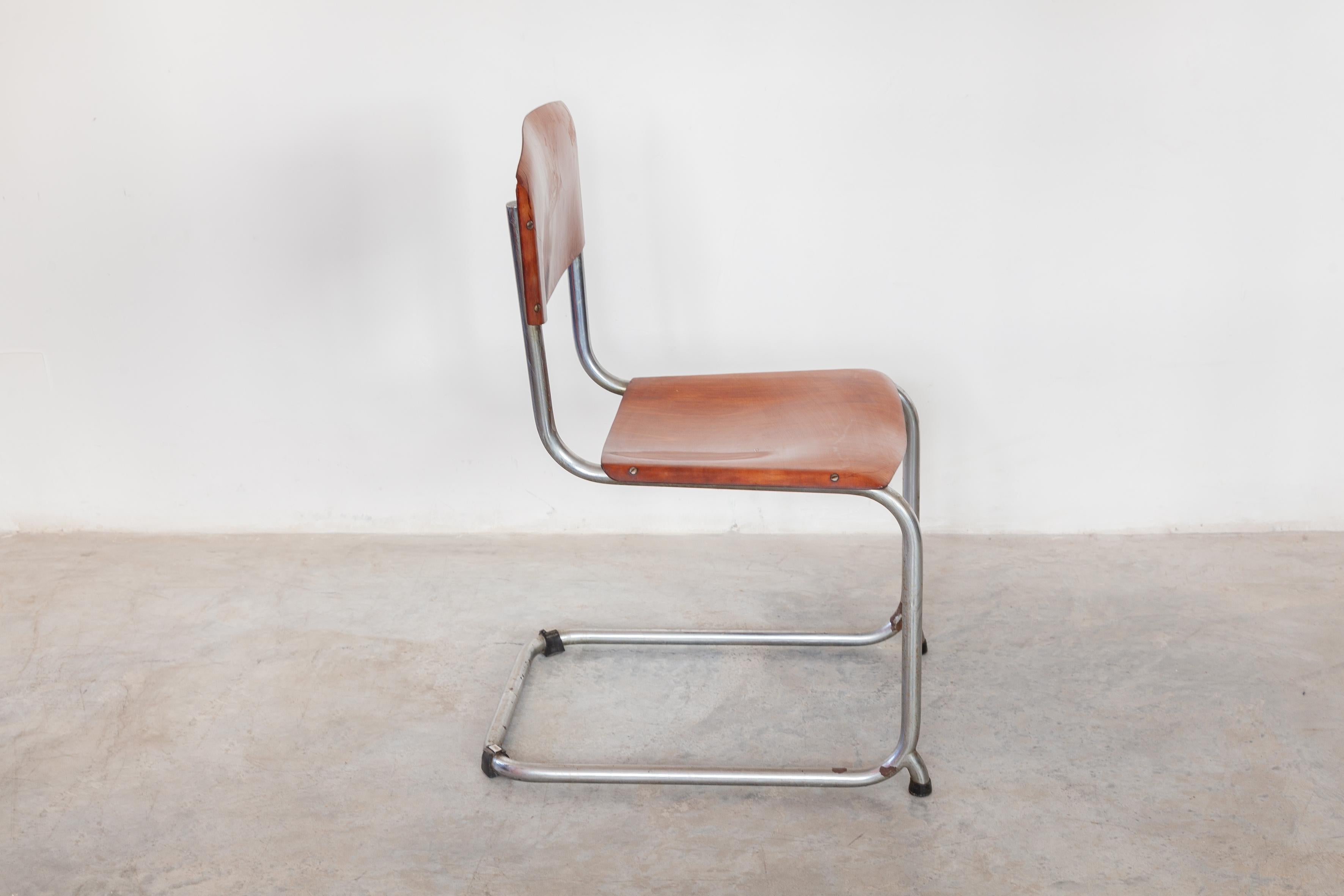 Chaises en porte-à-faux Pagholz chromées Bauhaus très rares en vente 4