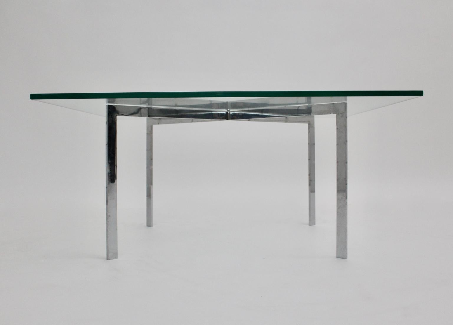 Bauhaus Vintage Chrome Glass Coffee Table Barcelona by Mies van der Rohe, 1929 For Sale 1