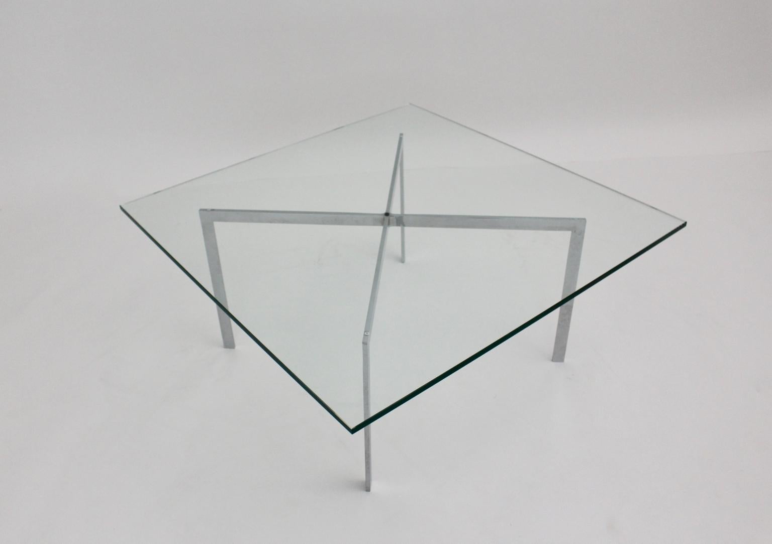 Bauhaus Vintage Chrome Glass Coffee Table Barcelona by Mies van der Rohe, 1929 For Sale 2