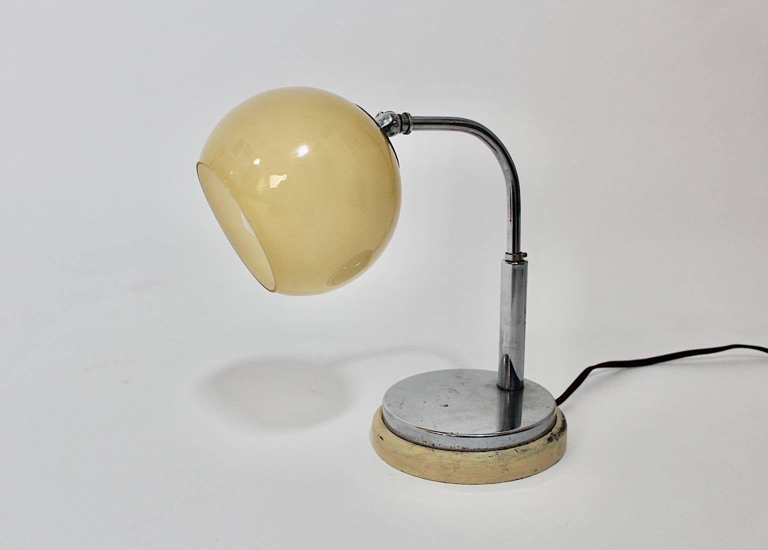 Bauhaus Vintage-Tischlampe, Nachttischlampe Marianne Brandt für Ruppelwerke, 1920er Jahre  im Angebot 11