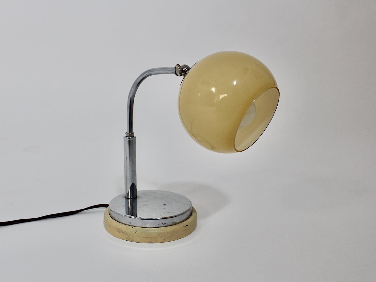 Bauhaus Vintage-Tischlampe, Nachttischlampe Marianne Brandt für Ruppelwerke, 1920er Jahre  im Angebot 12