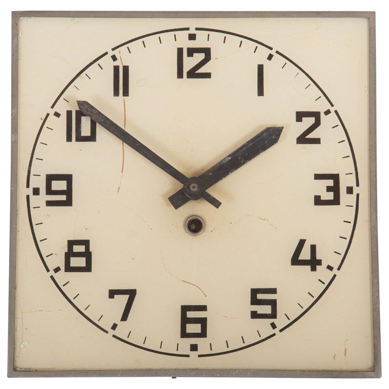 Bauhaus wall clock, 1935, offered by Galerie Zeitraume