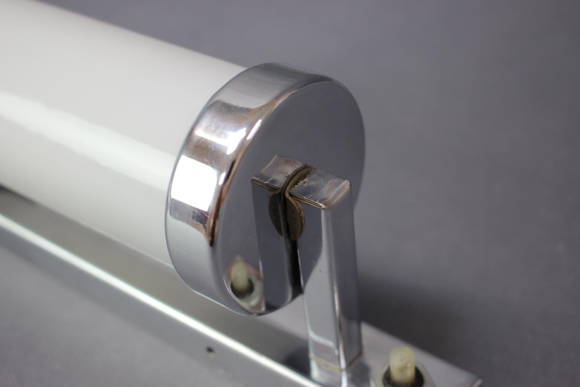 Bauhaus Wall Light by Napako, Czechoslovakia, 1930s Metal en venta