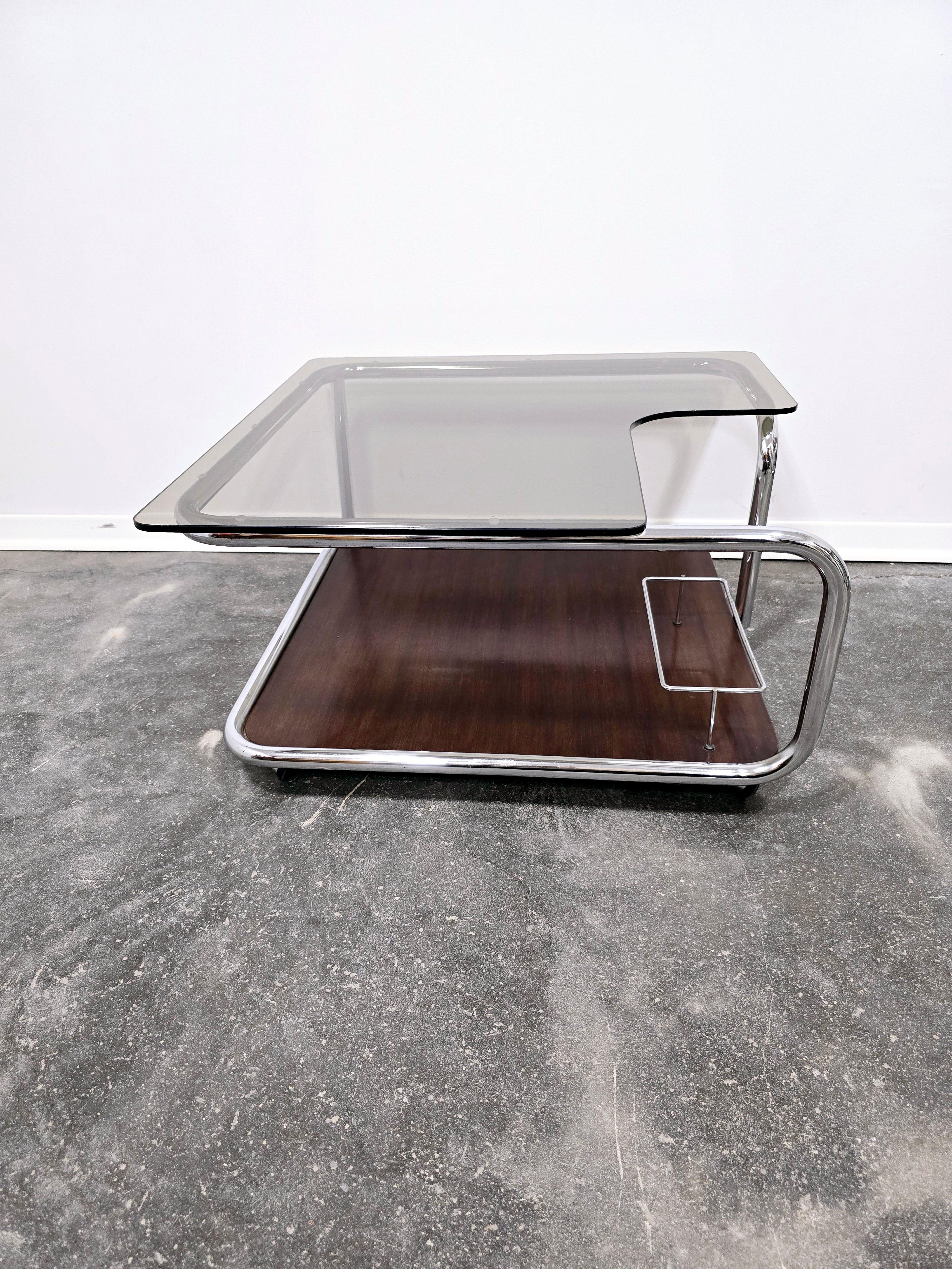 Table basse en noyer BAUHAUS 1970 en vente 5