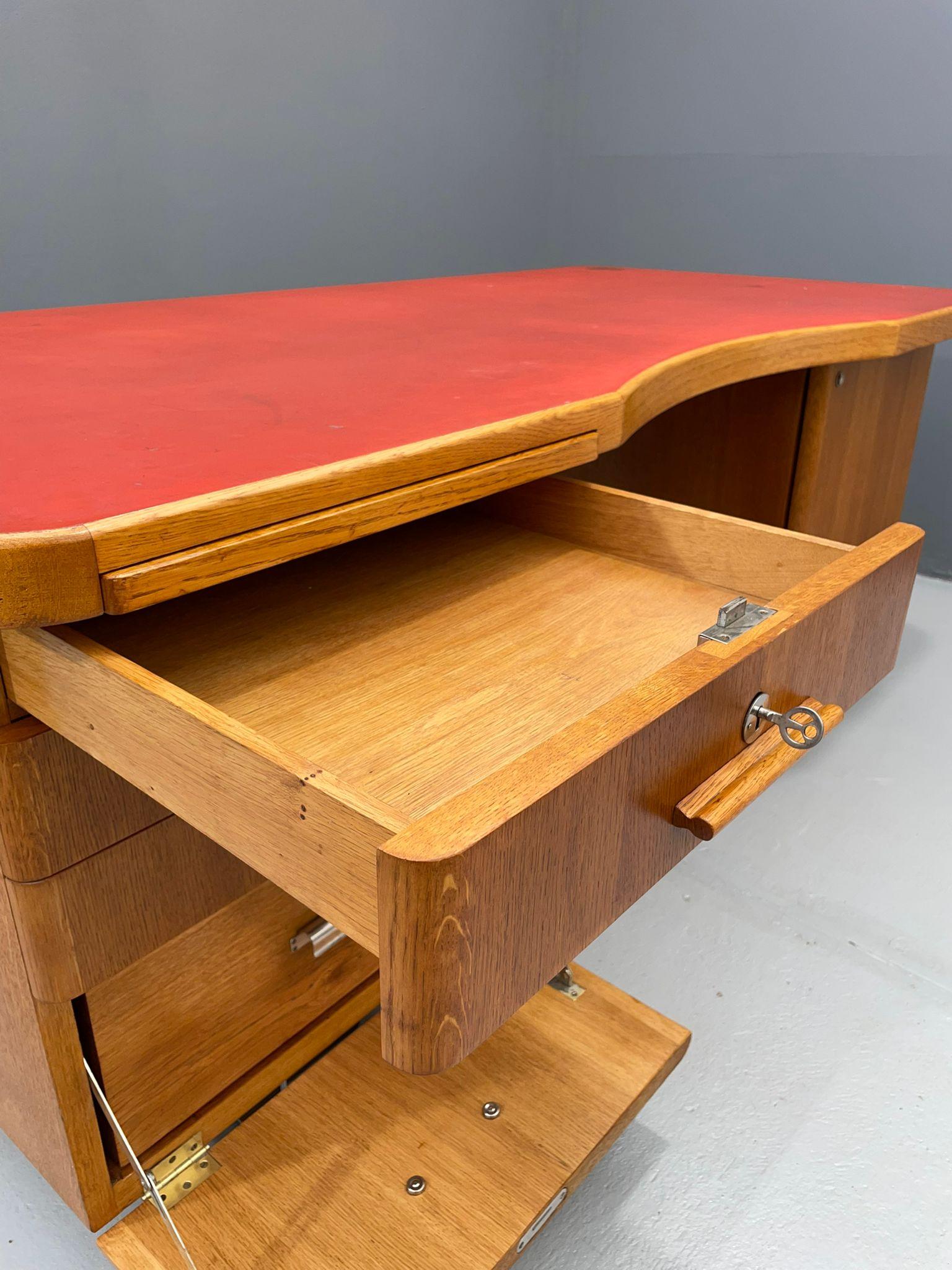 Bauhaus Walnut Writing Desk with Red Top In Good Condition For Sale In Prague 8, CZ