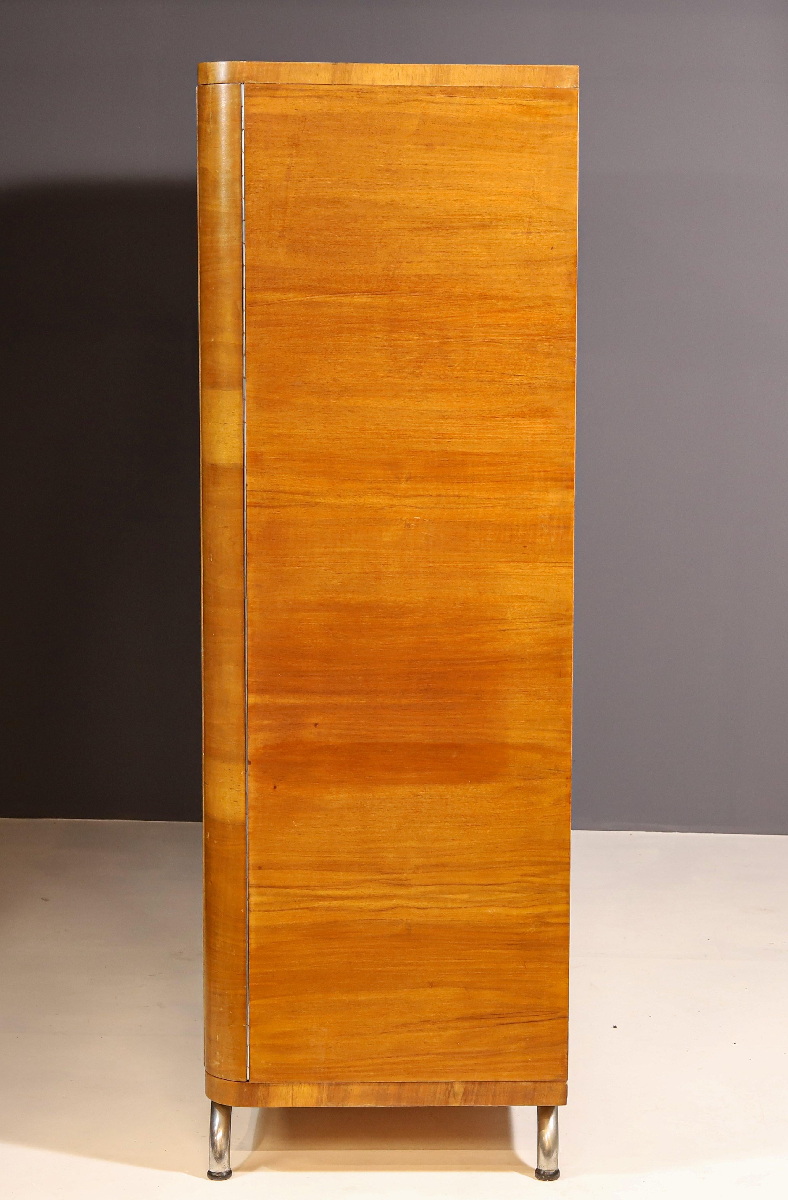 Armadio Bauhaus di Robert Slezák, 1930, Bohemia in vendita 11