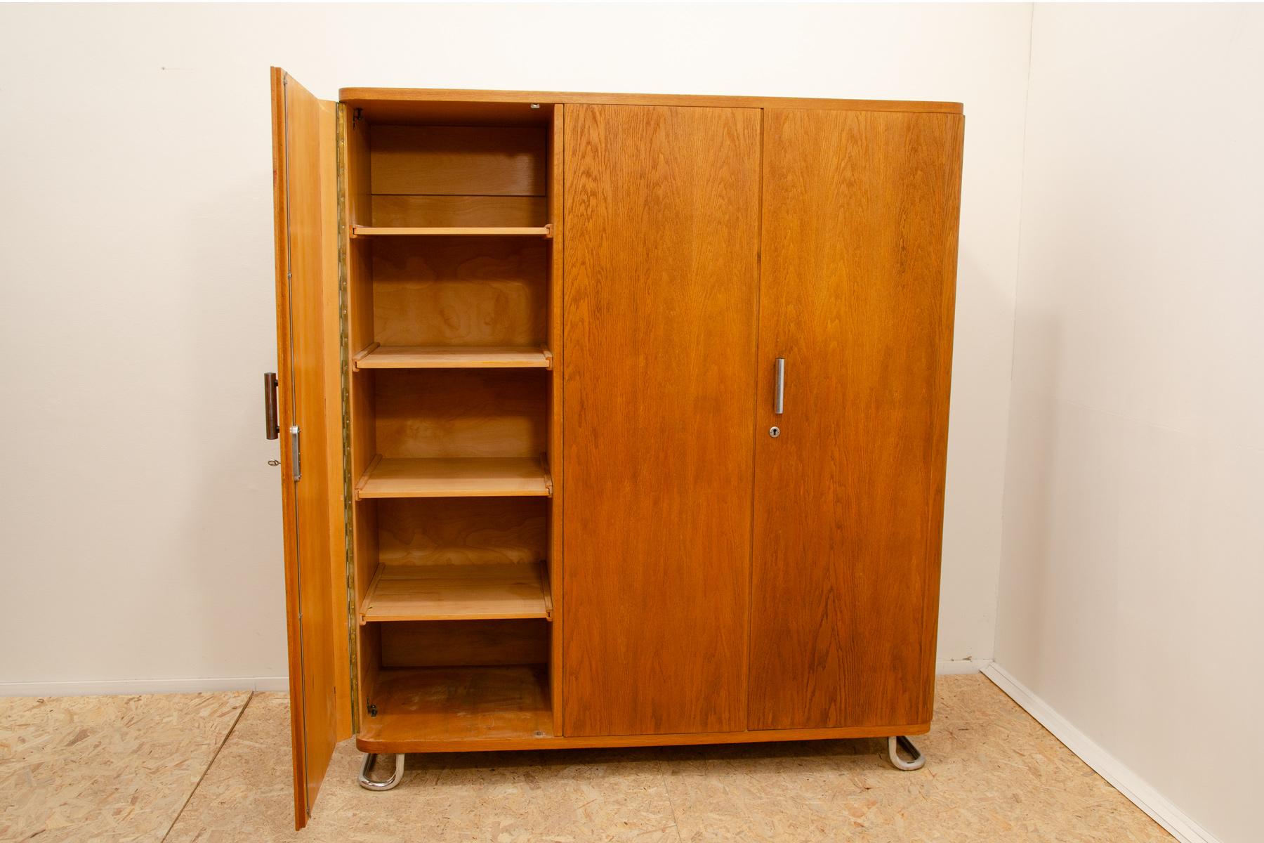 Bauhaus-Kleiderschrank von Vichr & spol, 1930er Jahre, Bohemia 3
