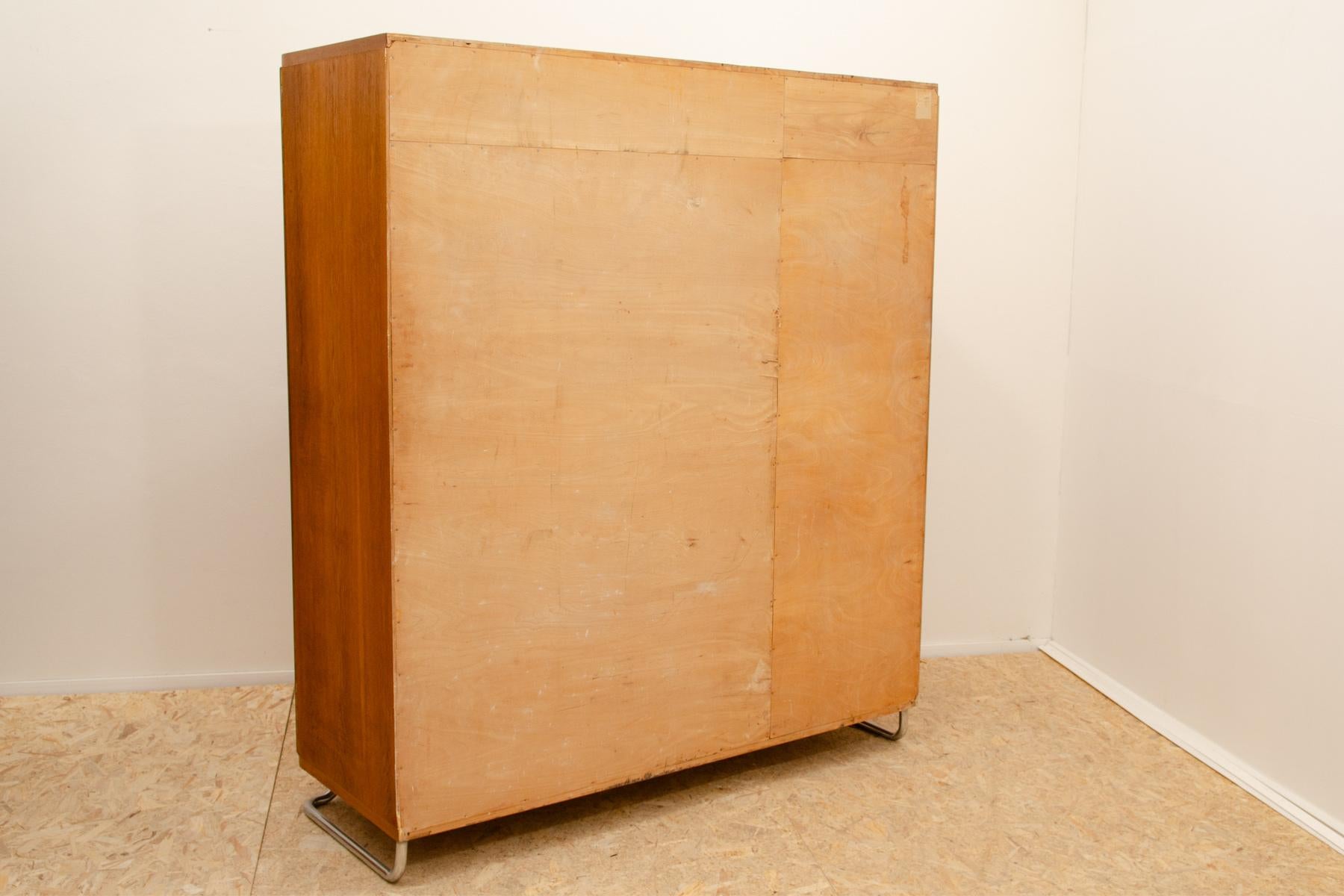 Bauhaus-Kleiderschrank von Vichr & spol, 1930er Jahre, Bohemia 9
