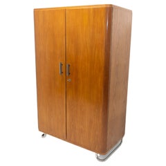 Armoire Bauhaus de Vichr & Spol, années 1930, Bohème